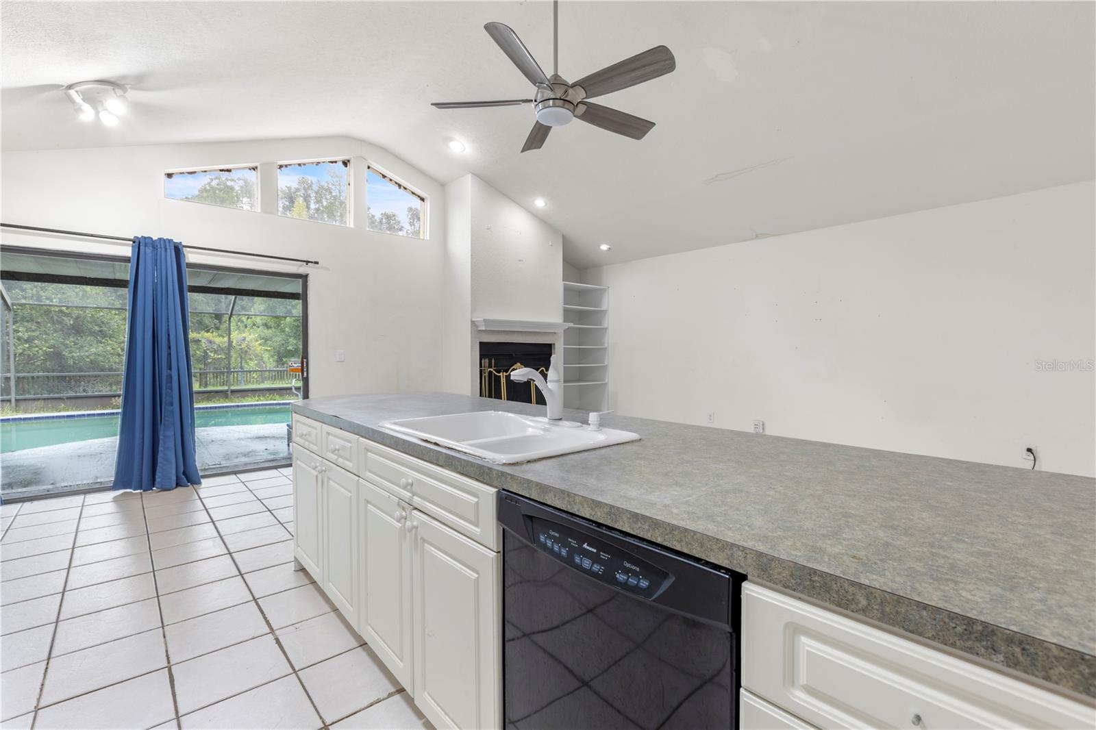 16503 FOOTHILL DR, TAMPA, FL, 33624