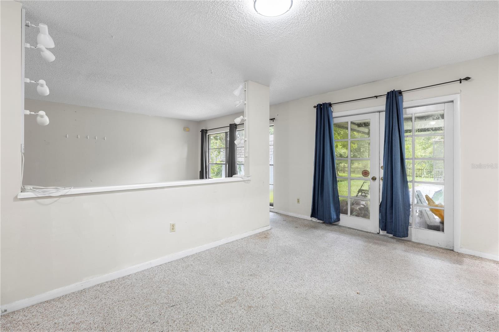 16503 FOOTHILL DR, TAMPA, FL, 33624