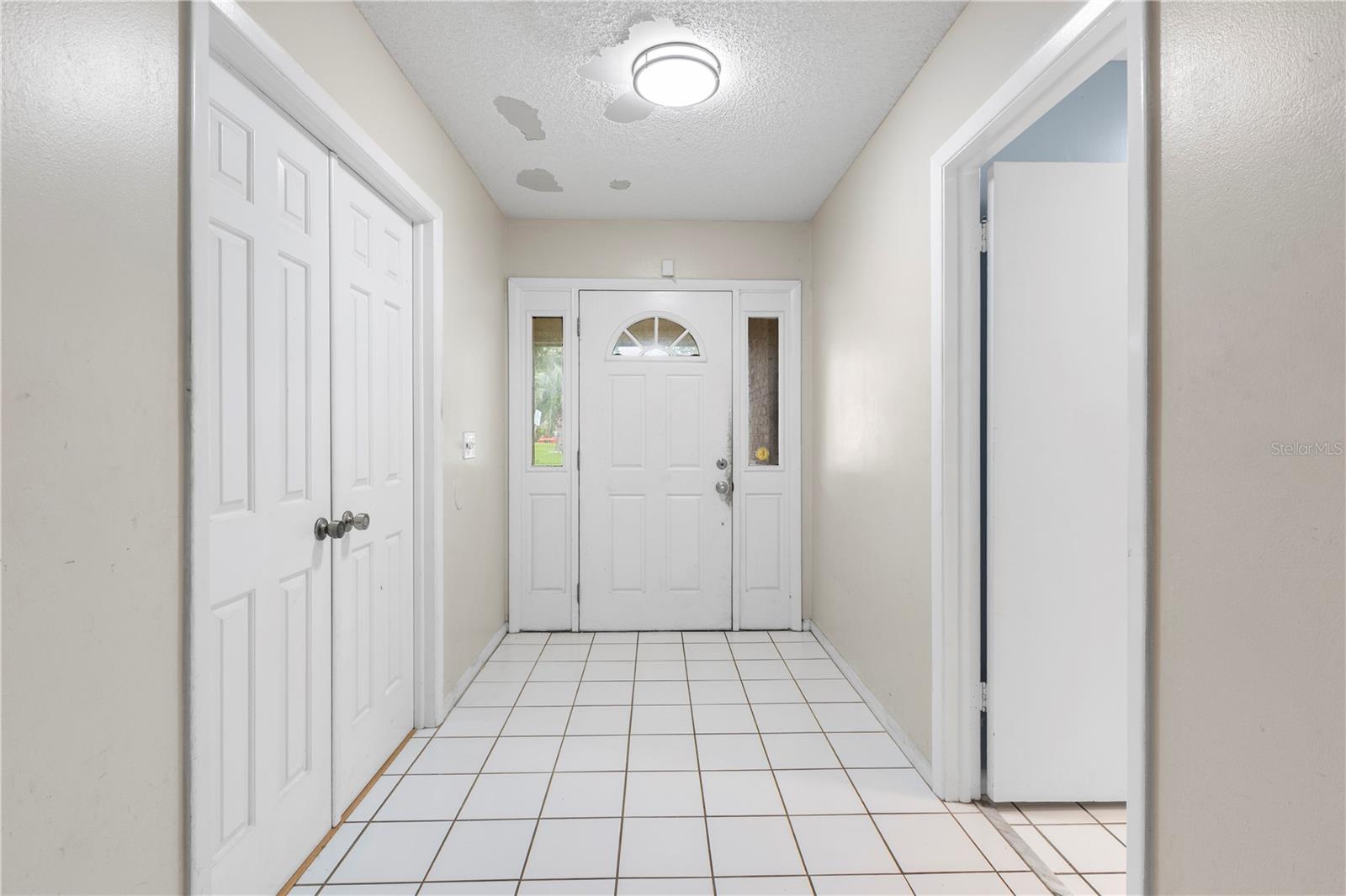 16503 FOOTHILL DR, TAMPA, FL, 33624