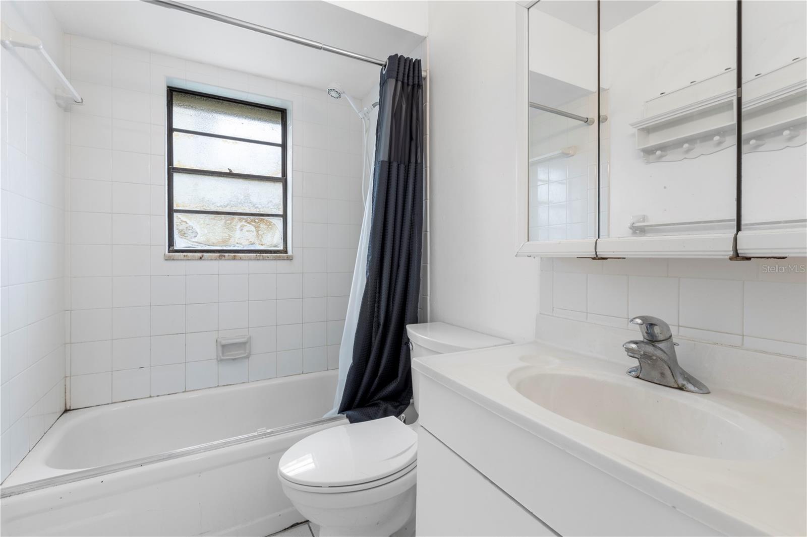 16503 FOOTHILL DR, TAMPA, FL, 33624