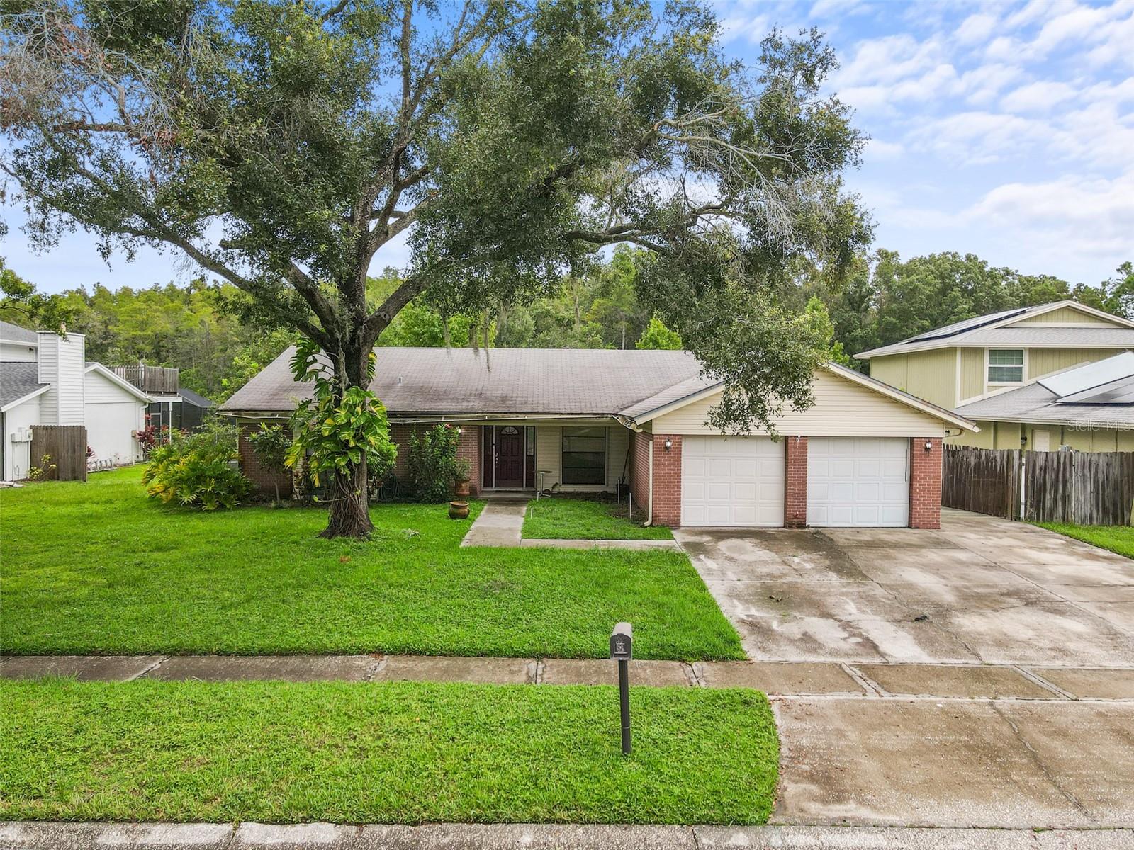 16503 FOOTHILL DR, TAMPA, FL, 33624