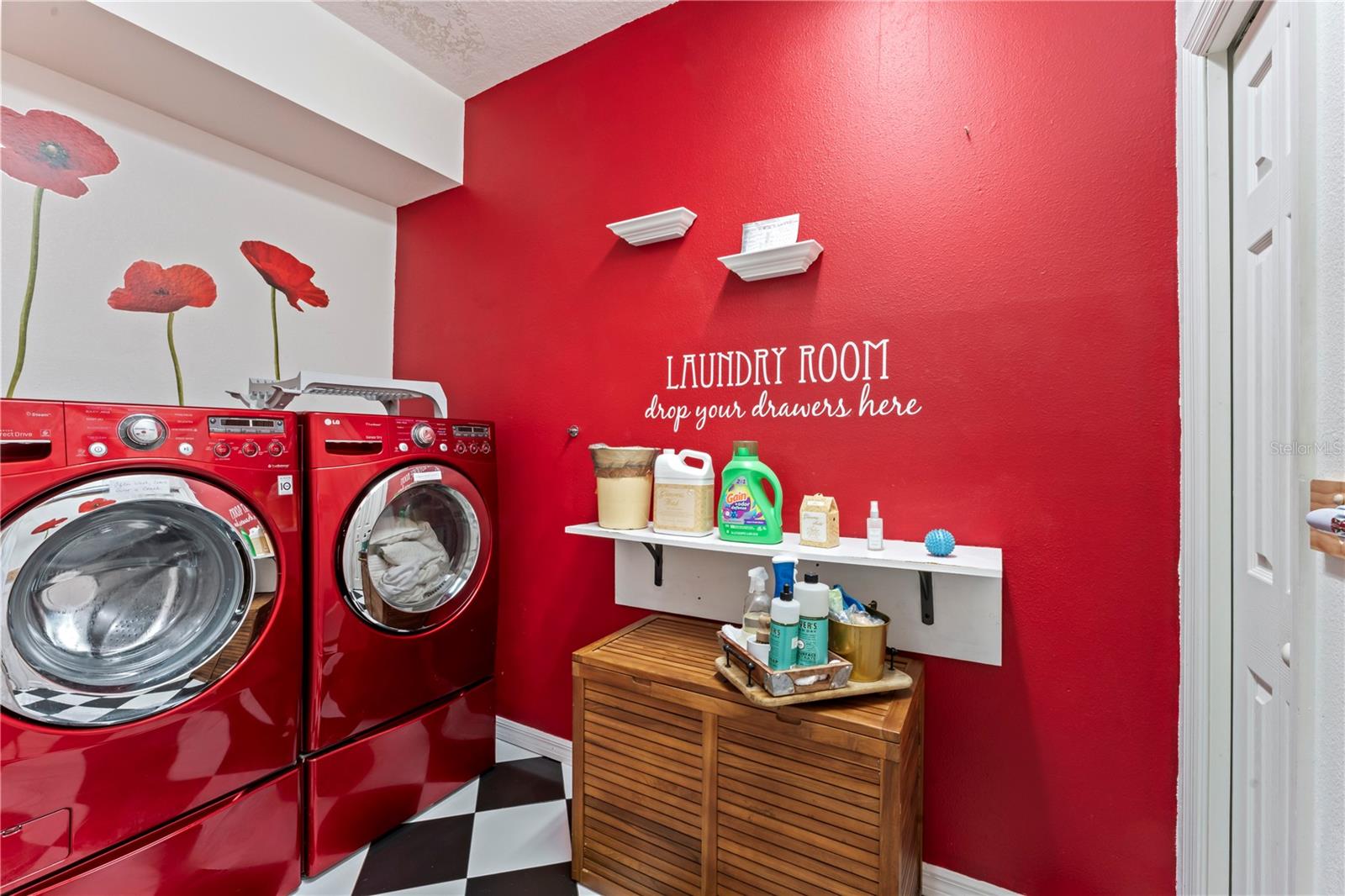 3211 TOWN AVE, NEW PORT RICHEY, FL, 34655