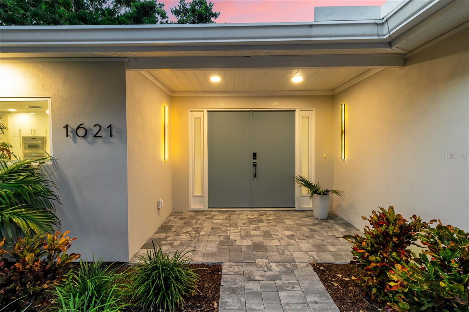 1621 PINE BAY DR, SARASOTA, FL, 34231