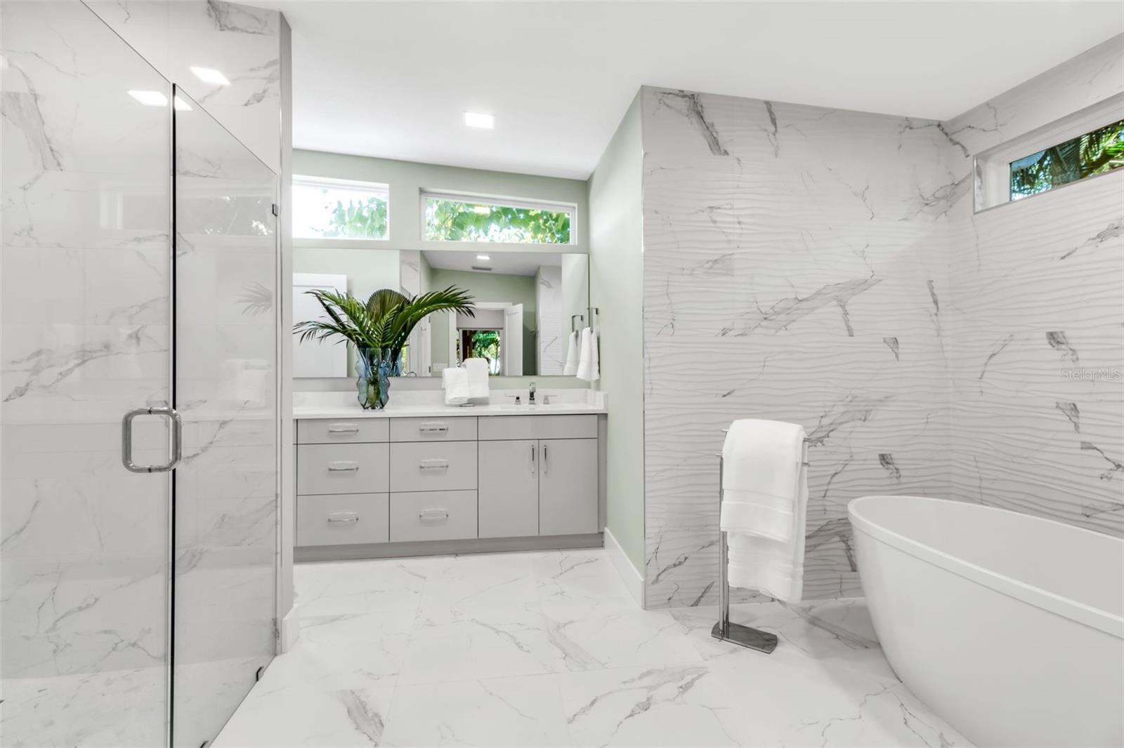 1621 PINE BAY DR, SARASOTA, FL, 34231