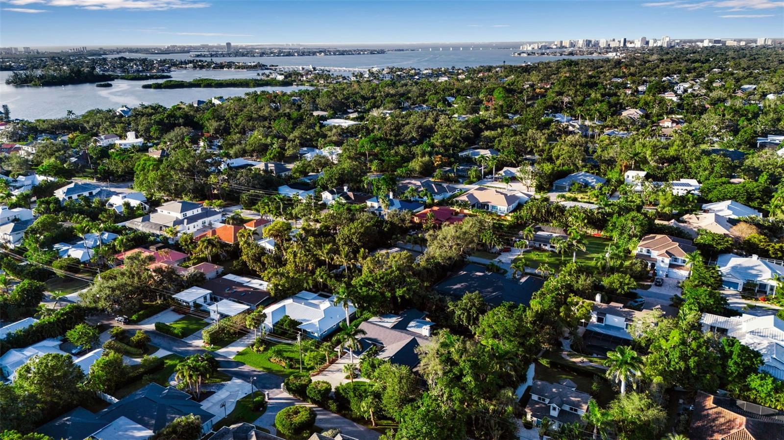 1621 PINE BAY DR, SARASOTA, FL, 34231