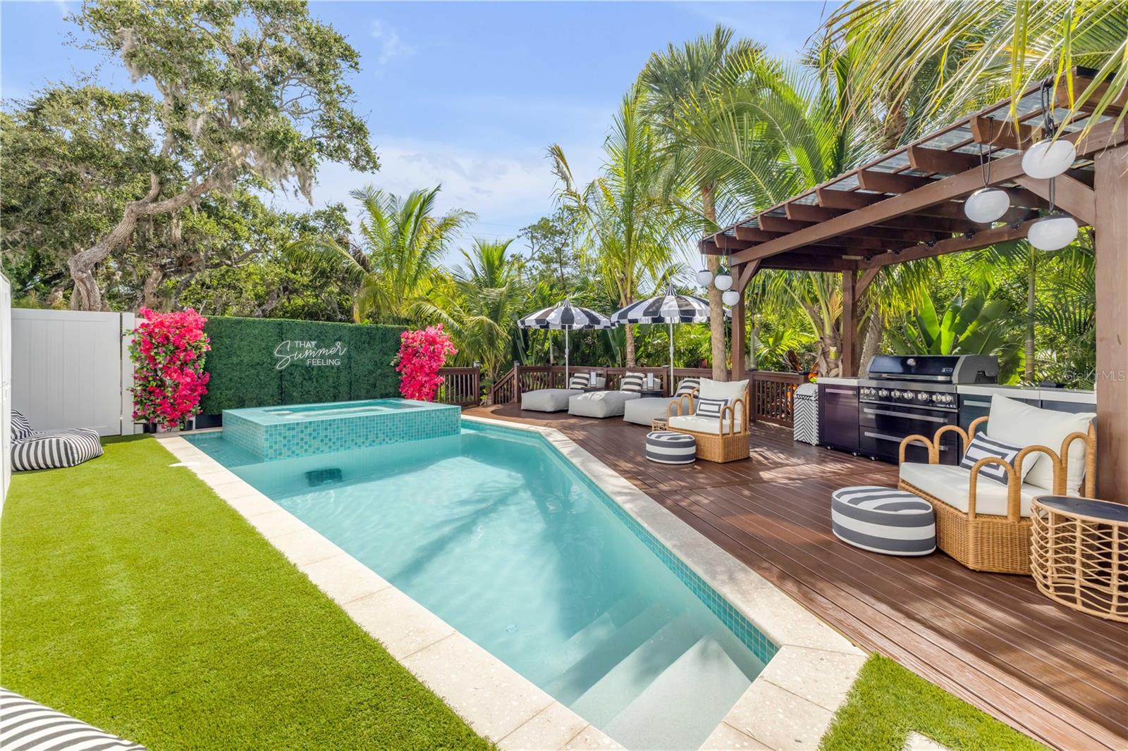 NS1085836 Property Photo