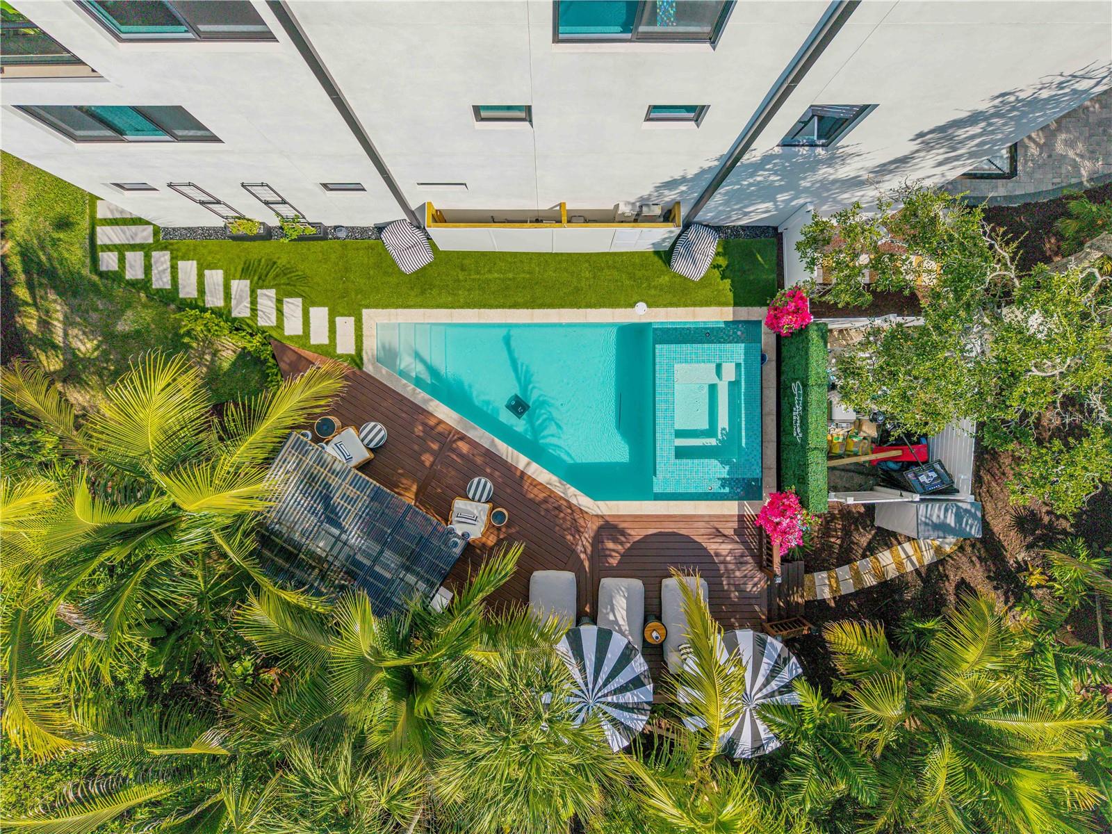 NS1085836 Property Photo