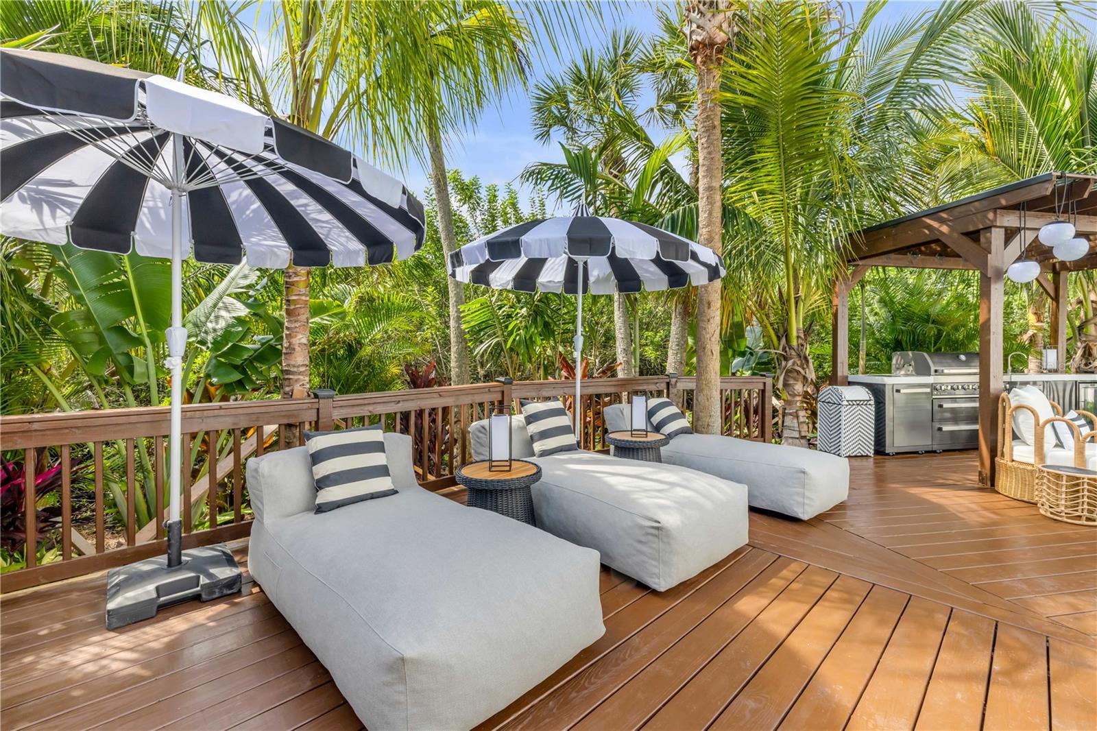 NS1085836 Property Photo