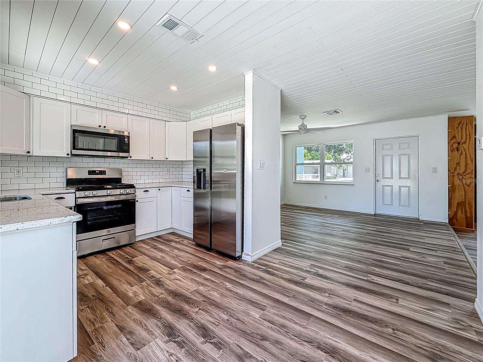 4060 30TH ST N, ST PETERSBURG, FL, 33714