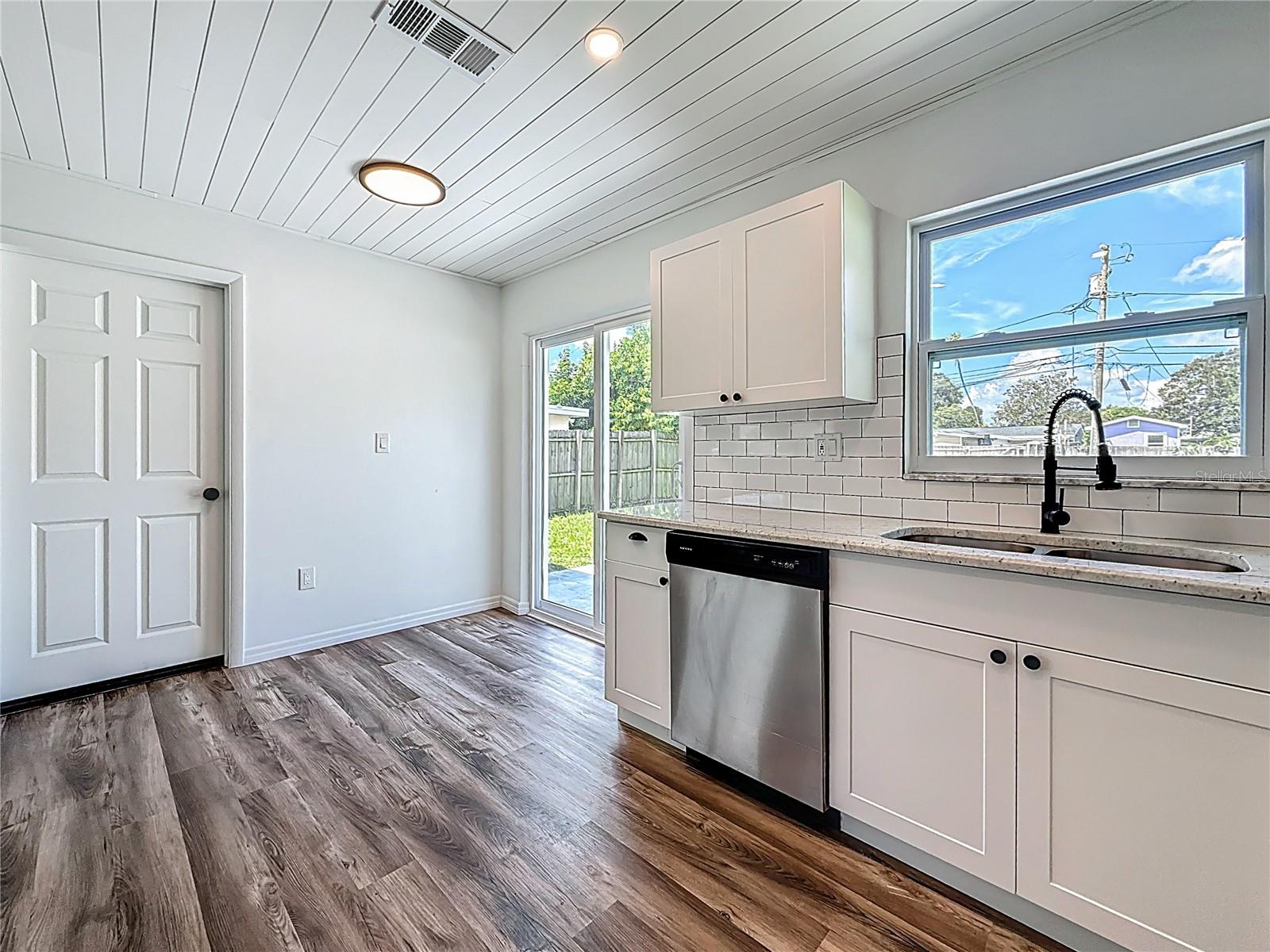 4060 30TH ST N, ST PETERSBURG, FL, 33714