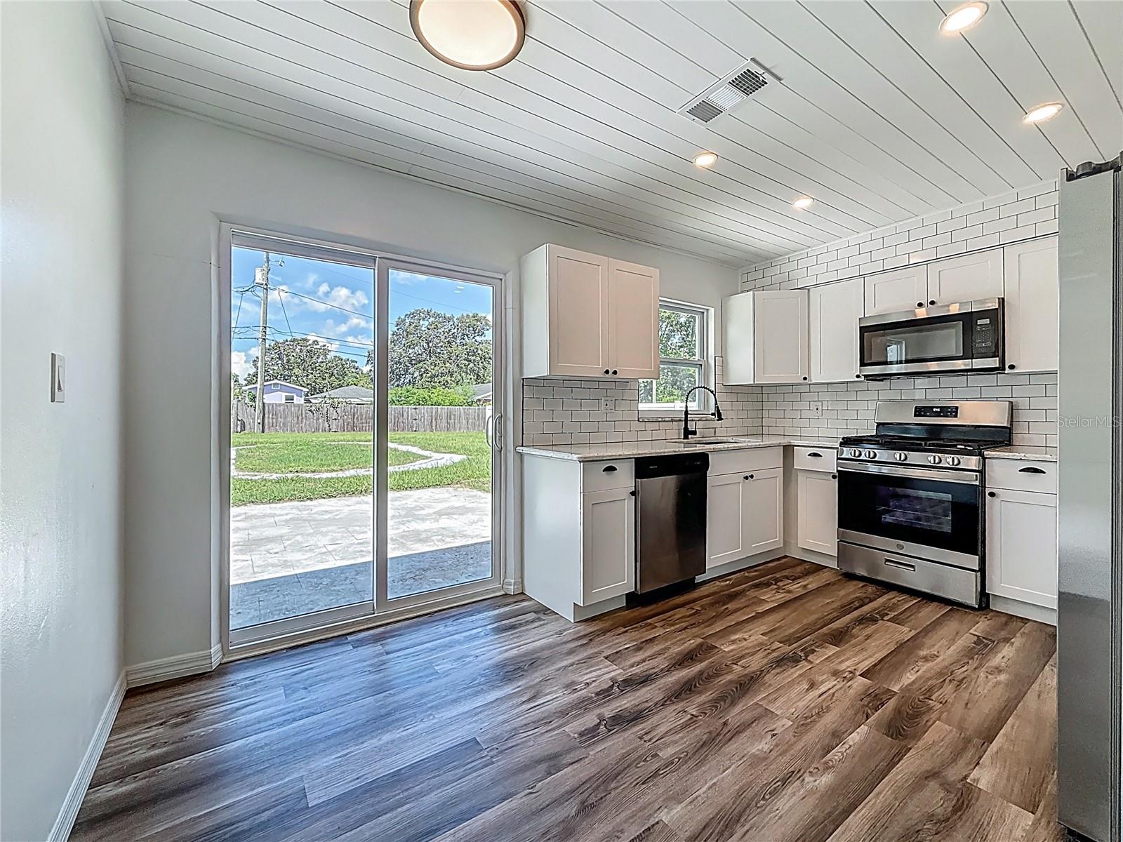 4060 30TH ST N, ST PETERSBURG, FL, 33714