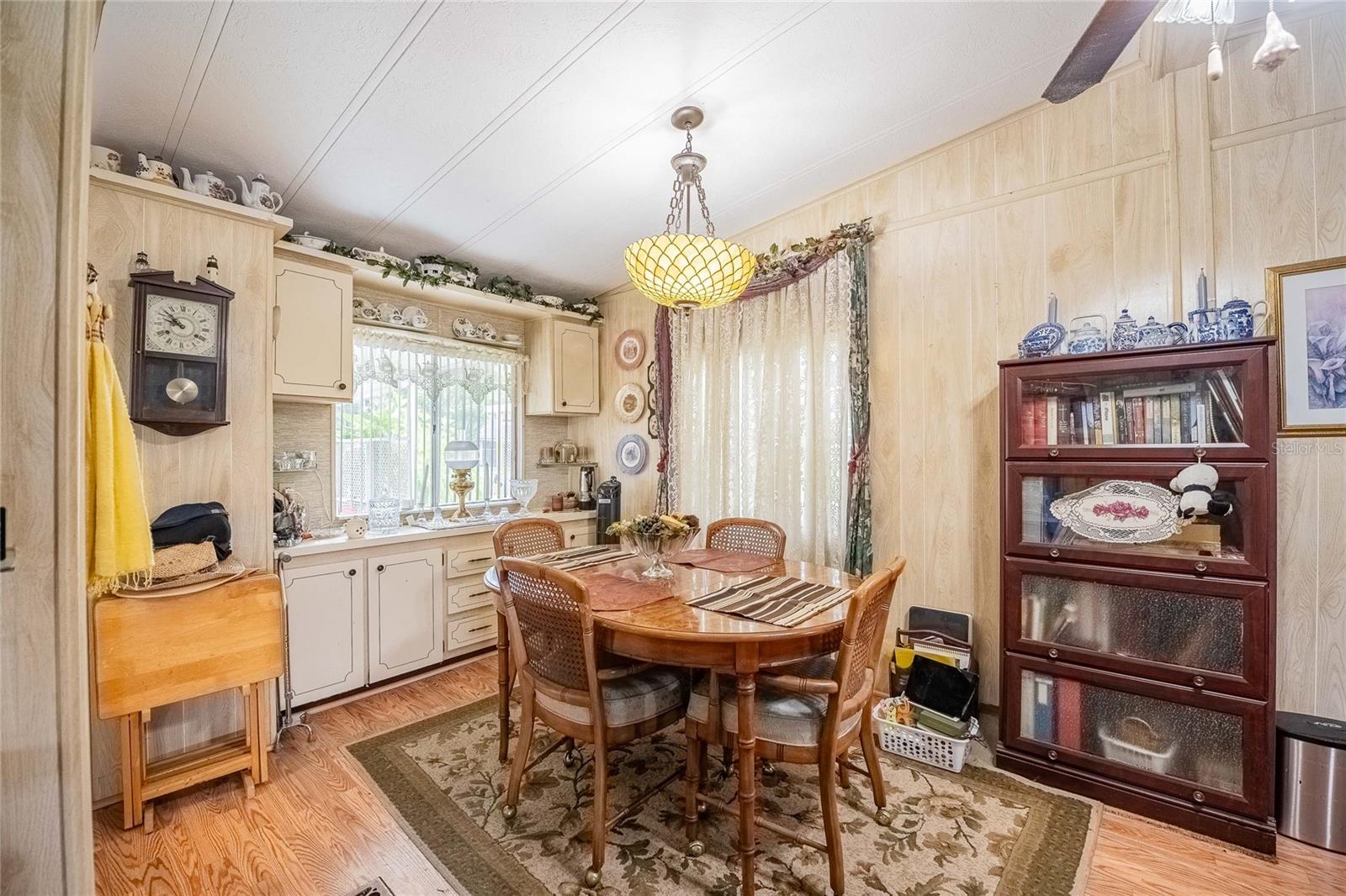 TB8422084 Property Photo