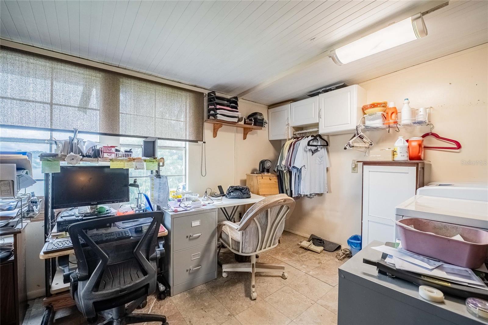 TB8422084 Property Photo