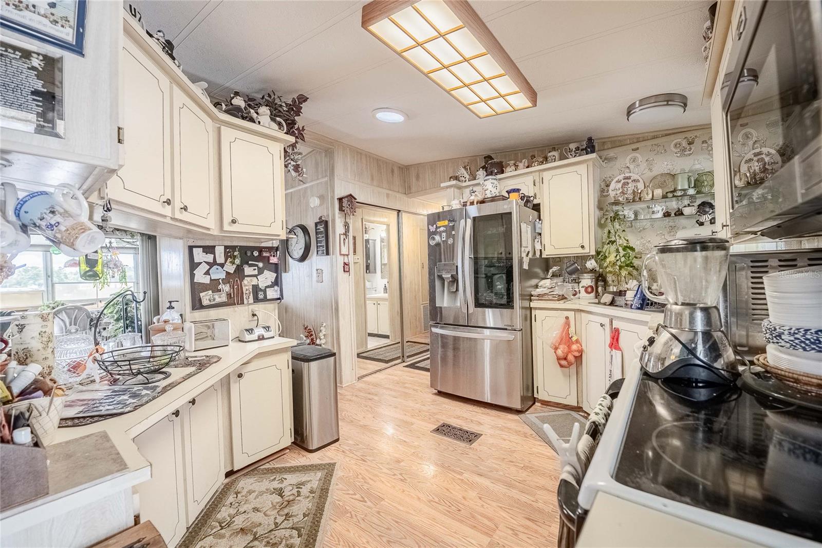 TB8422084 Property Photo