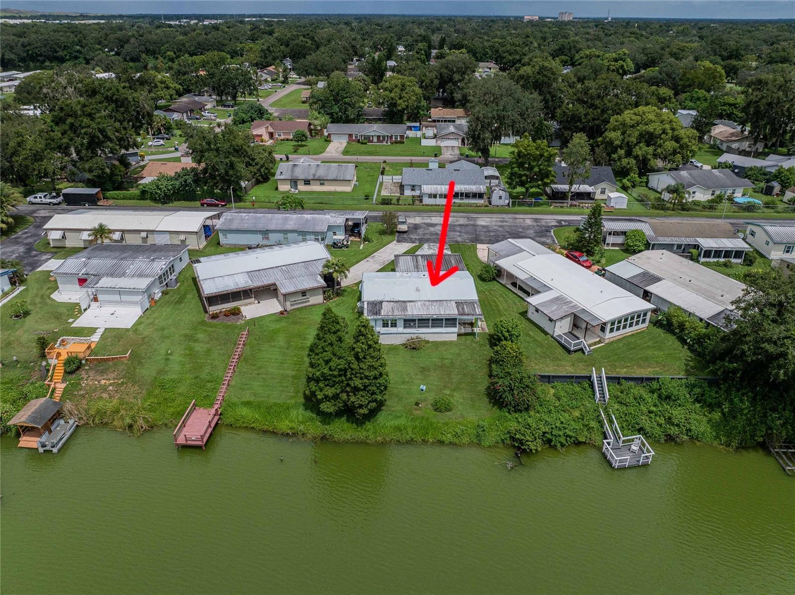 TB8422084 Property Photo