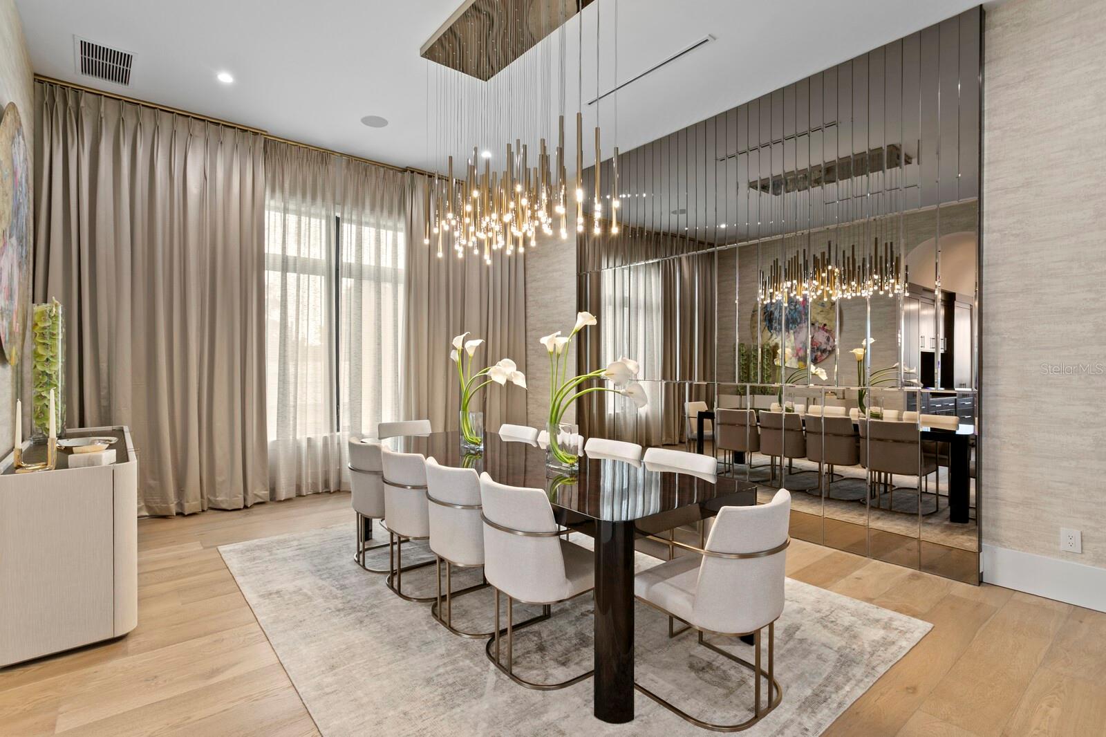 TB8422091 Property Photo