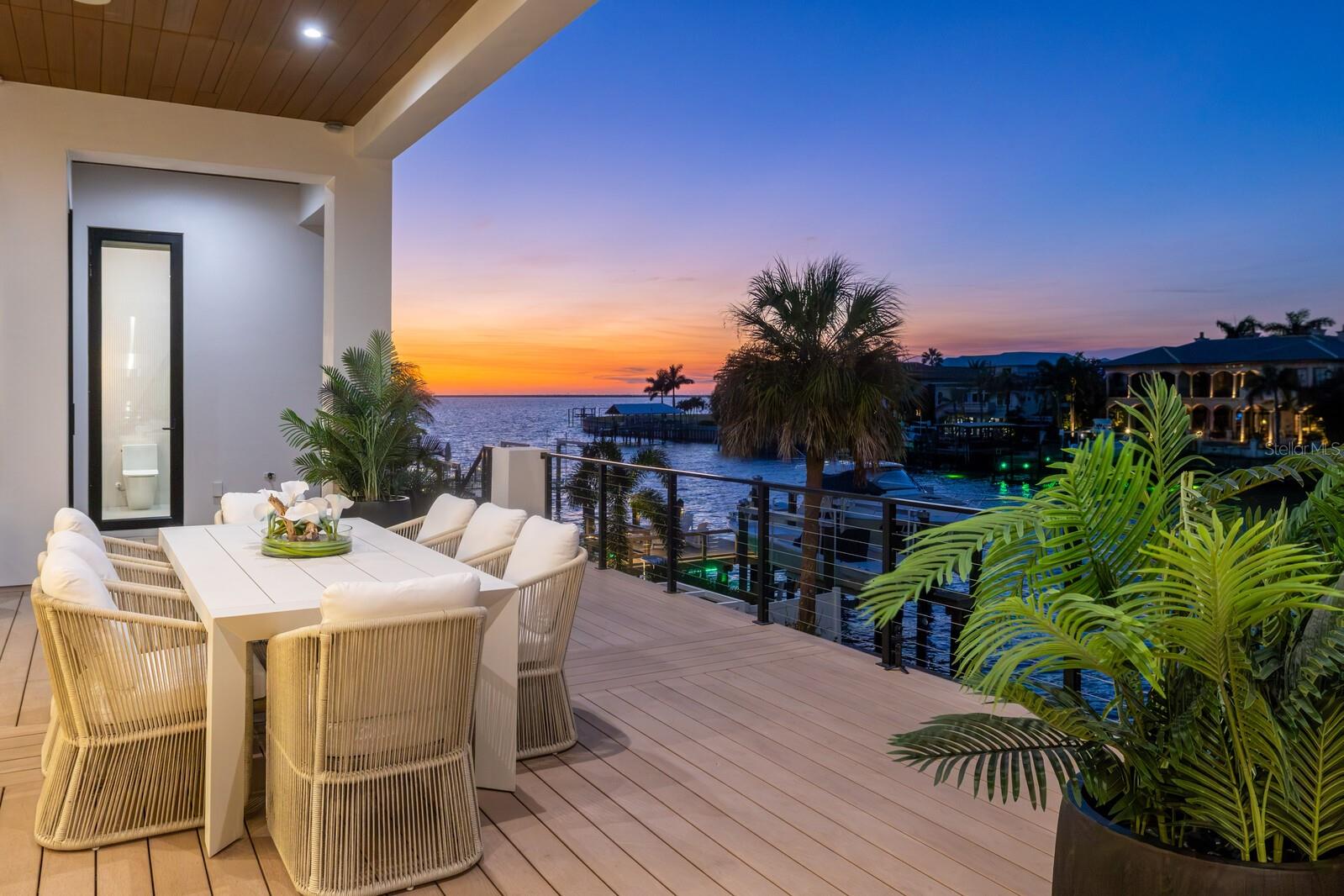 TB8422091 Property Photo