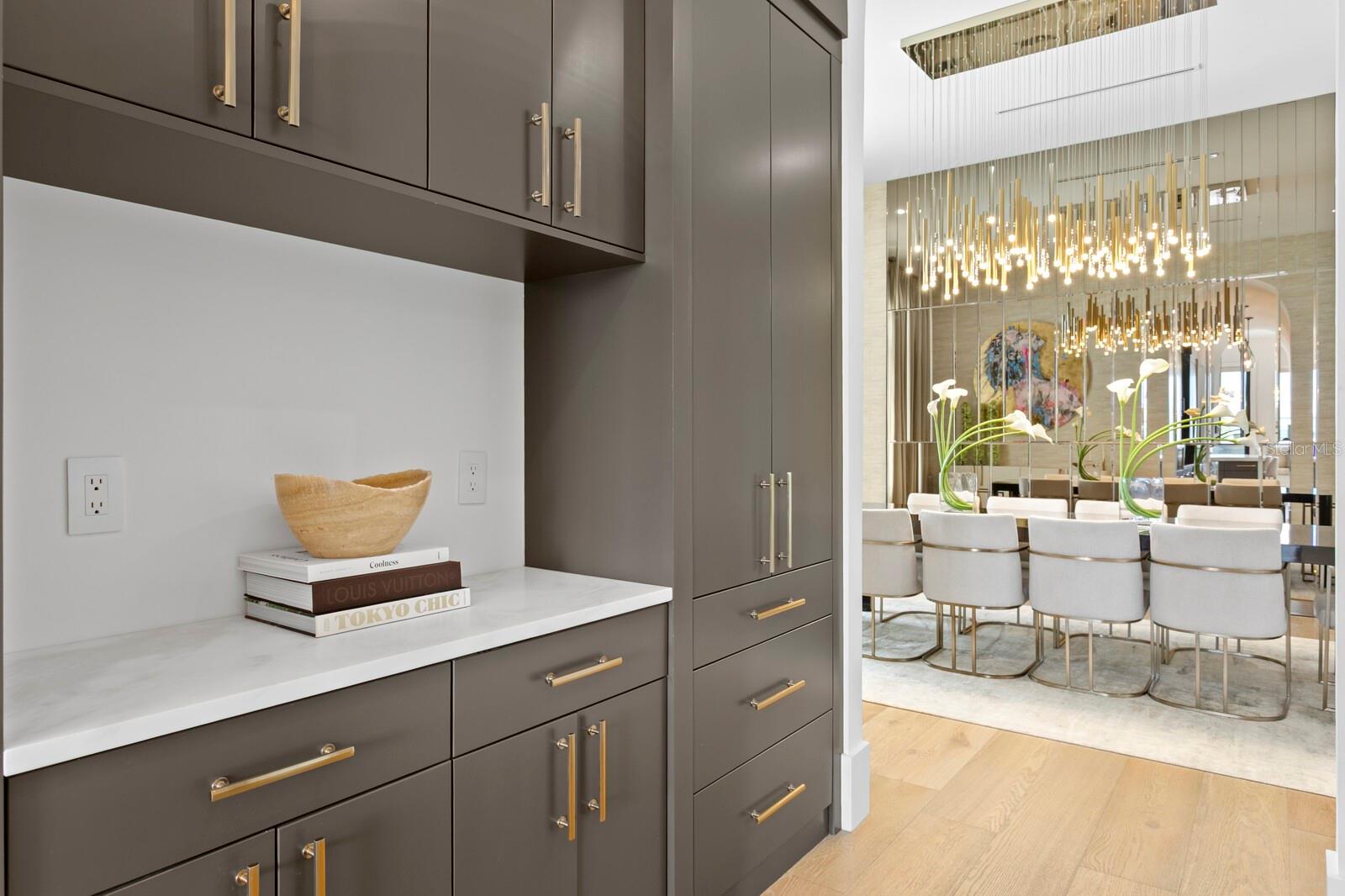 TB8422091 Property Photo