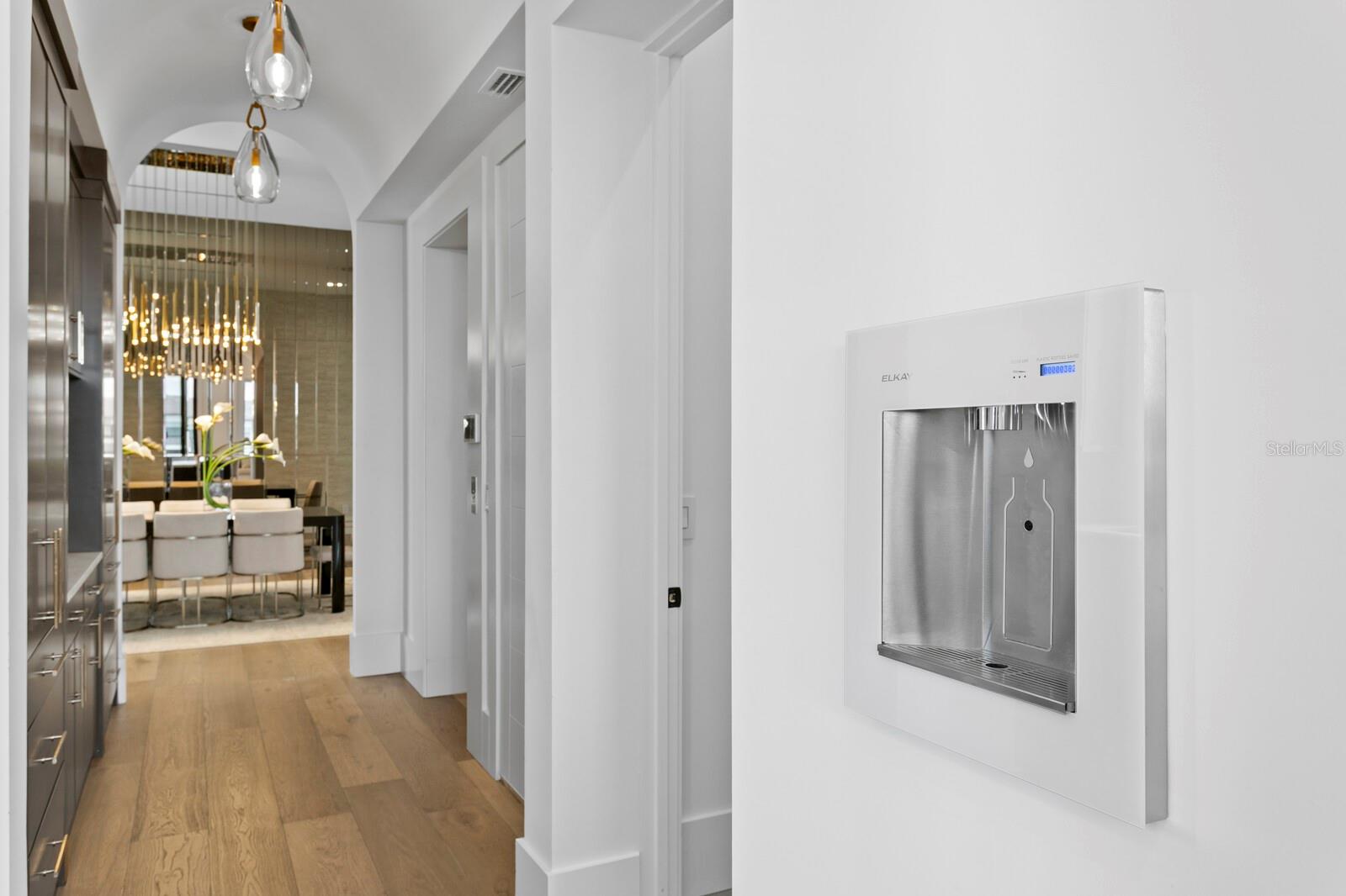 TB8422091 Property Photo