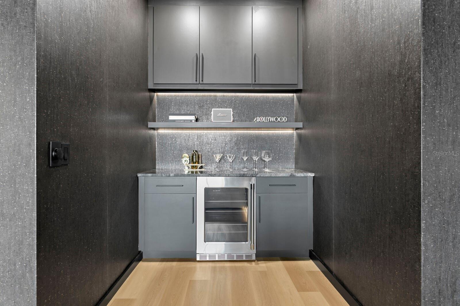 TB8422091 Property Photo