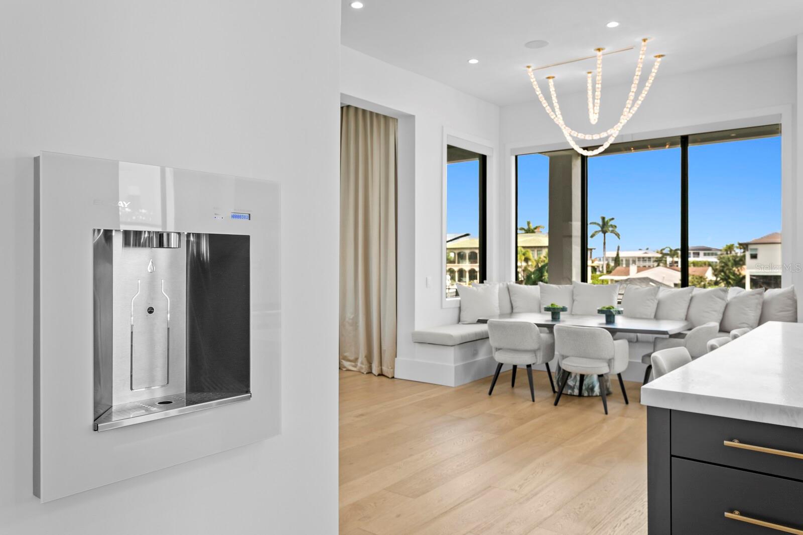 TB8422091 Property Photo