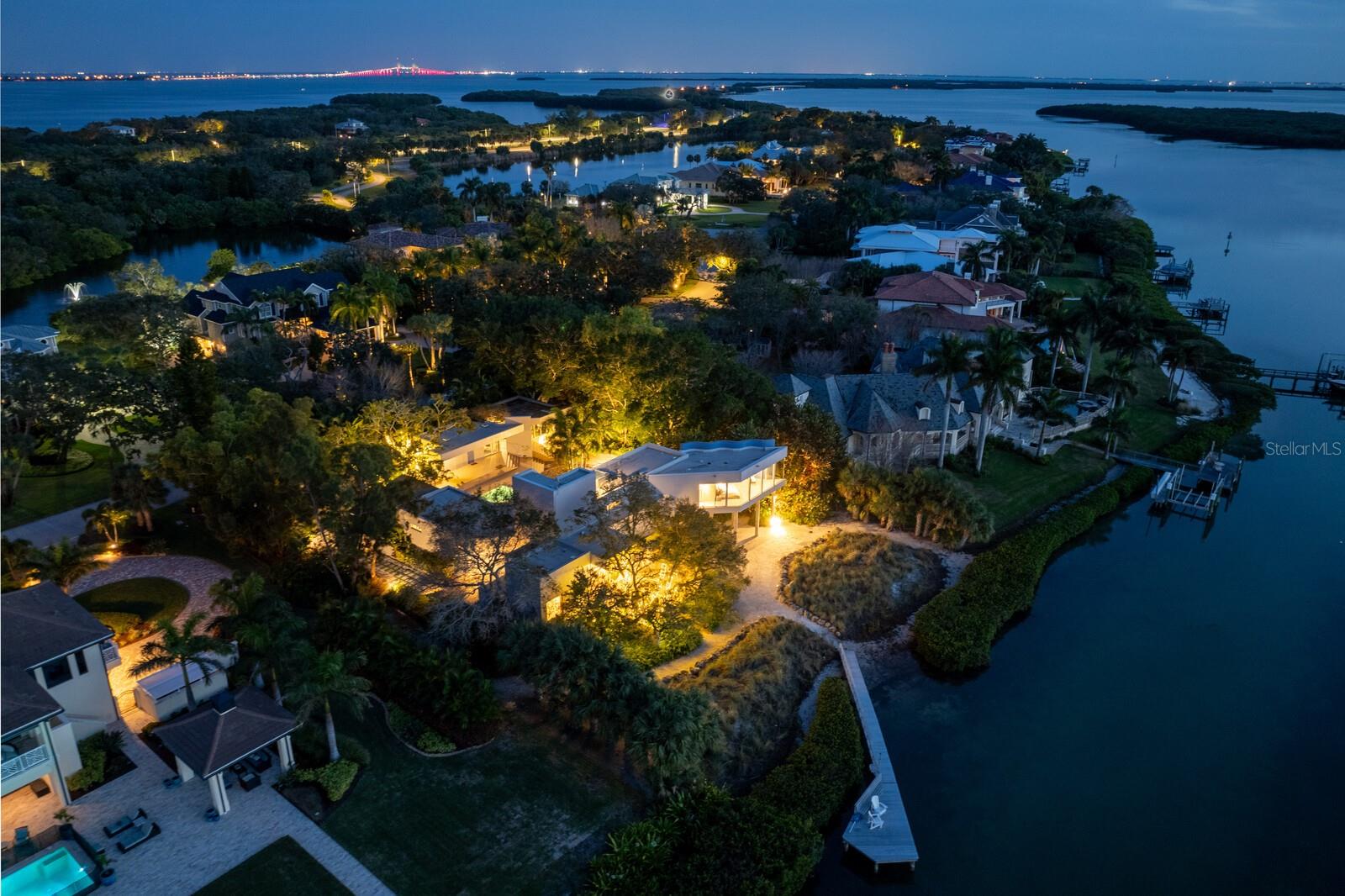 TB8422194 Property Photo