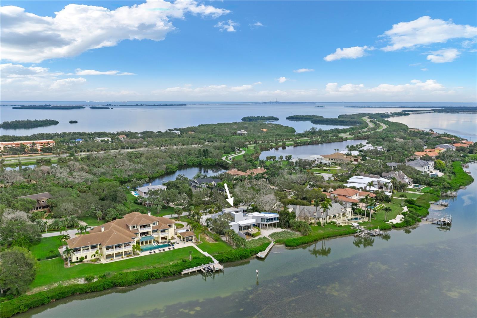 TB8422194 Property Photo