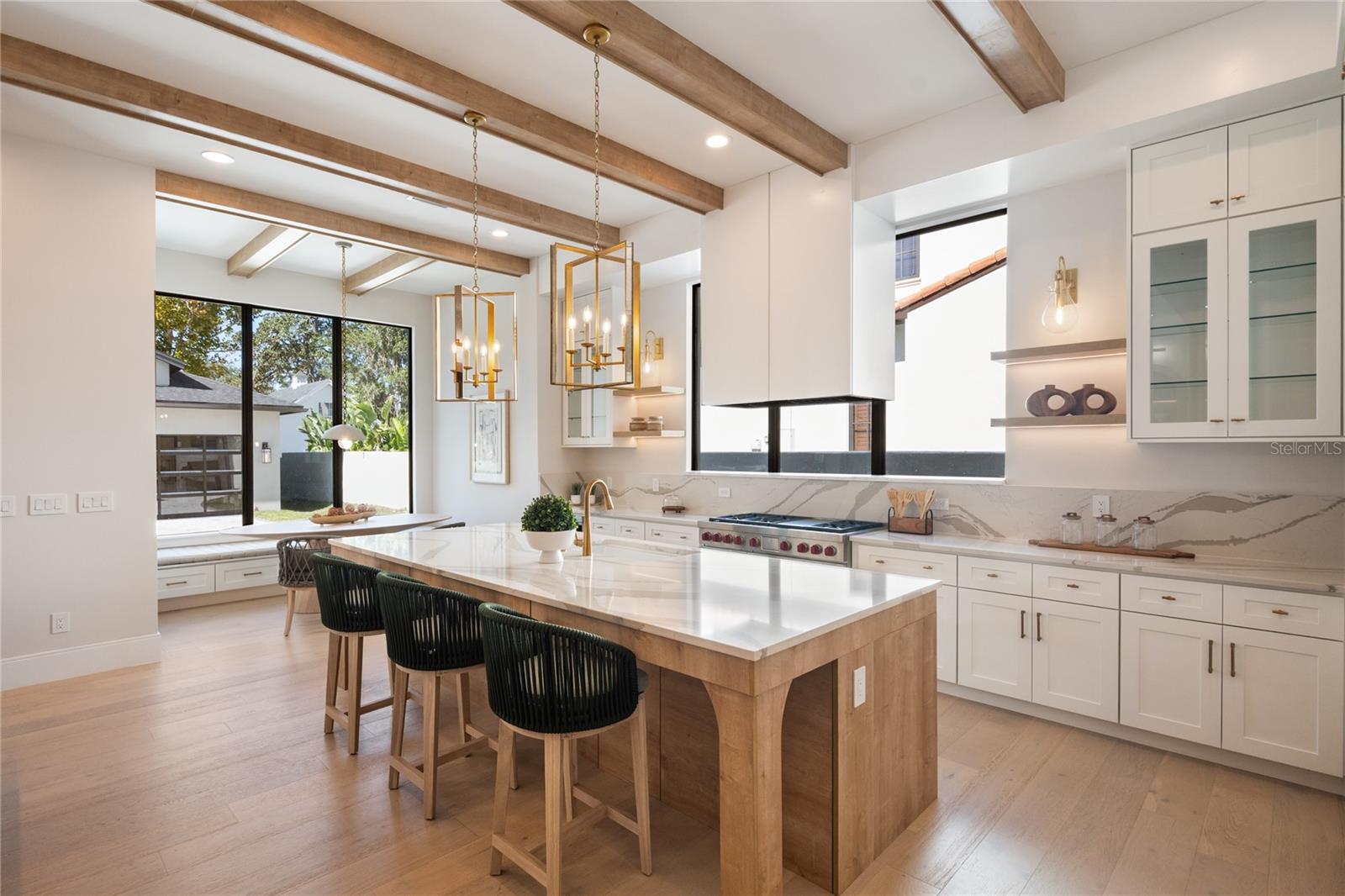 O6339739 Property Photo