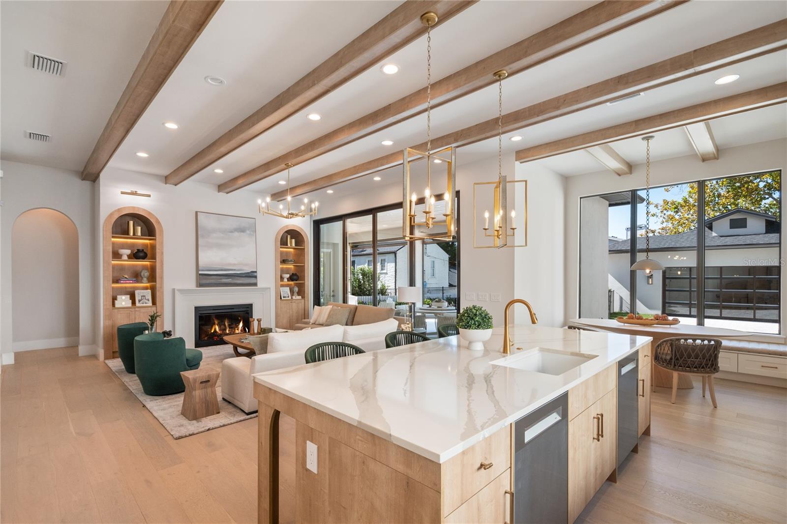 O6339739 Property Photo