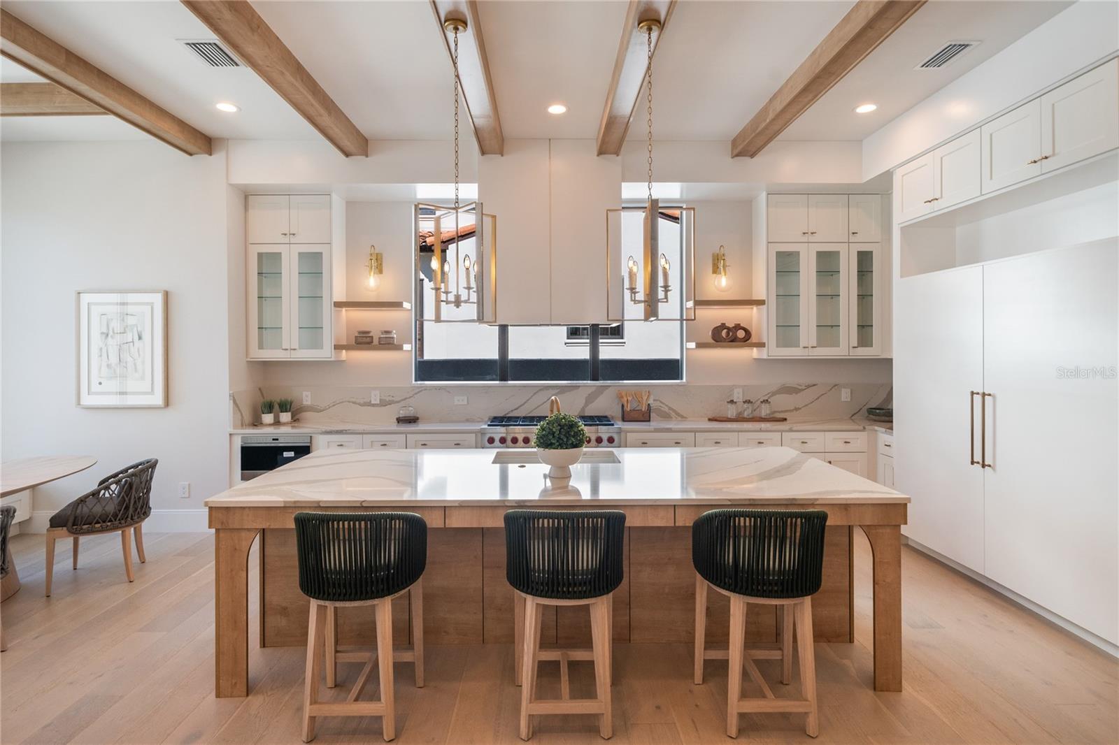 O6339739 Property Photo