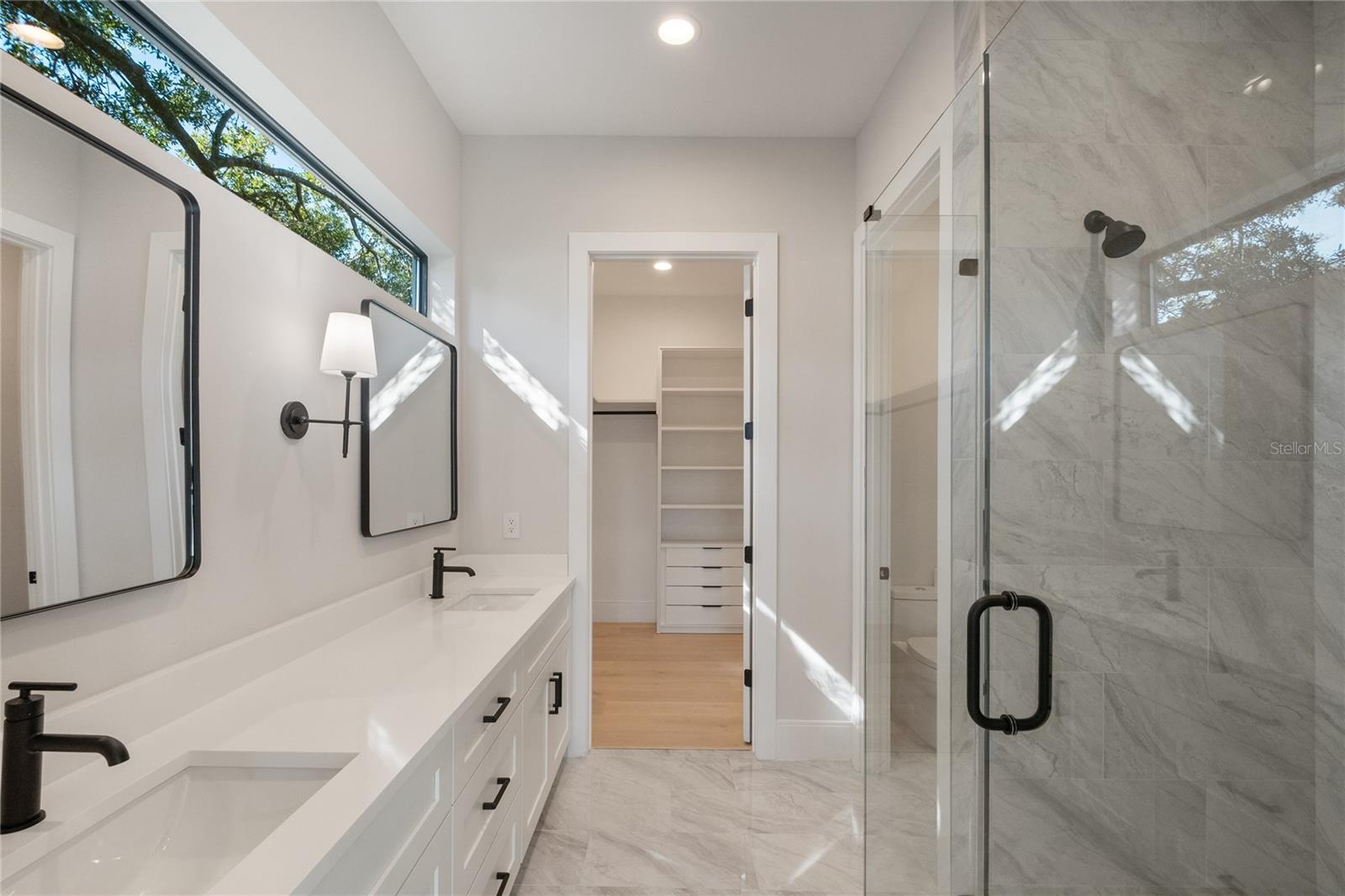 O6339739 Property Photo