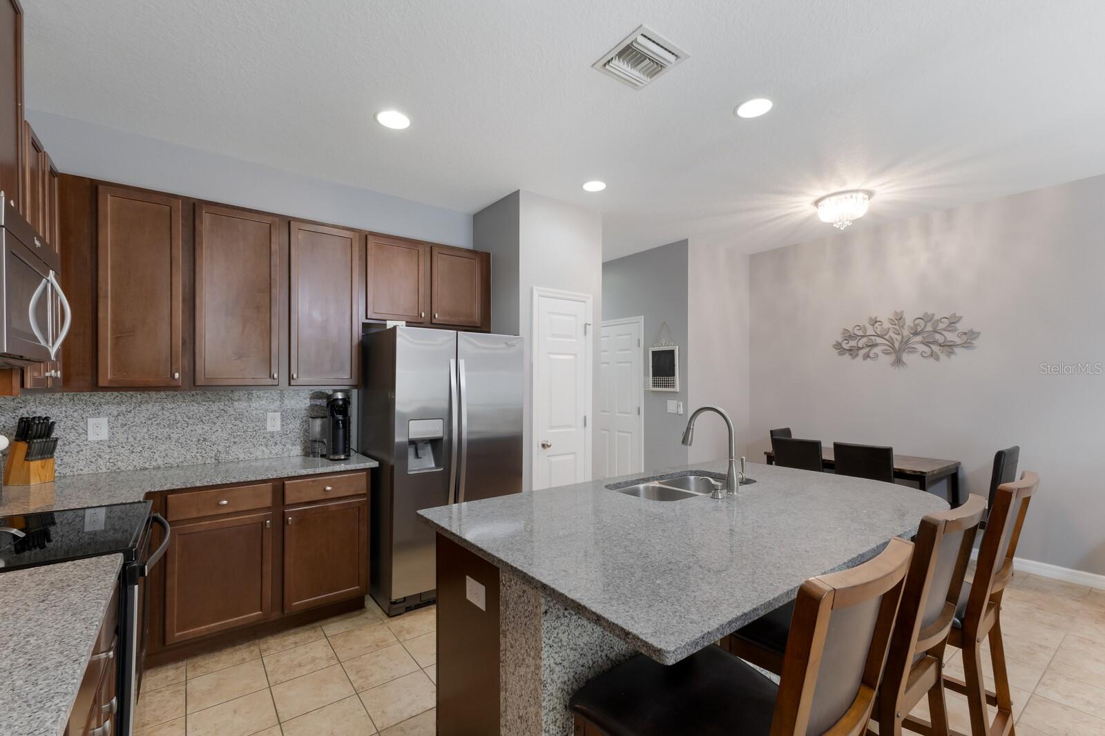 4084 71ST AVE N, PINELLAS PARK, FL, 33781