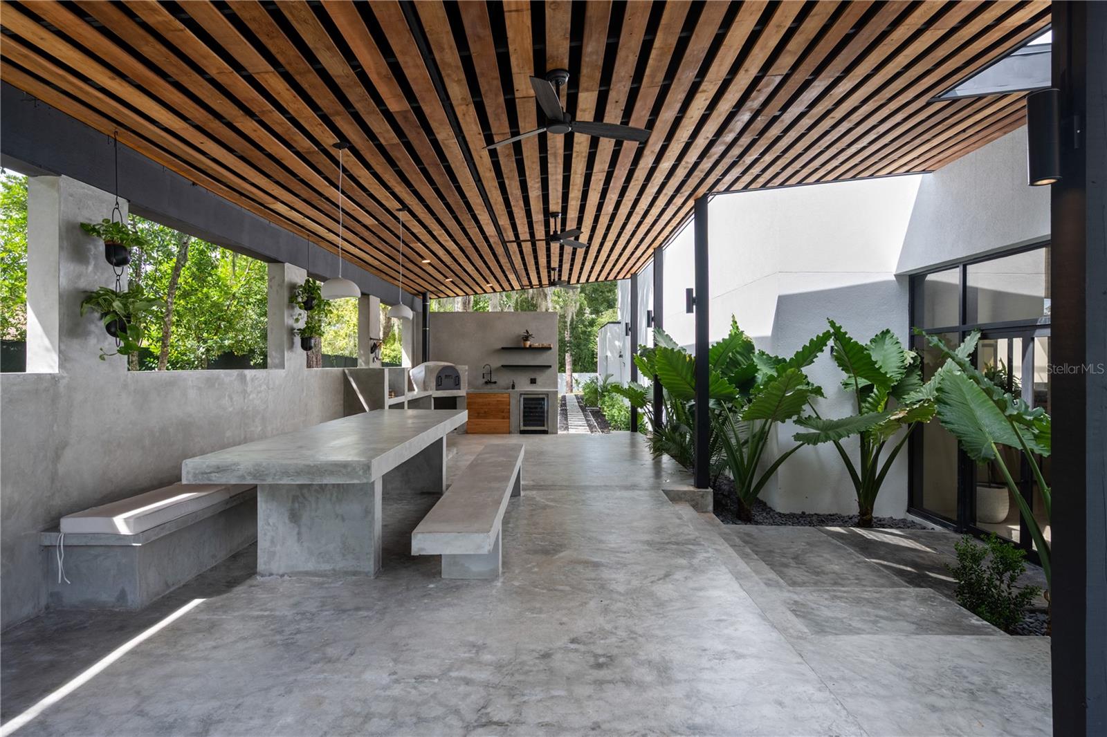 O6339805 Property Photo