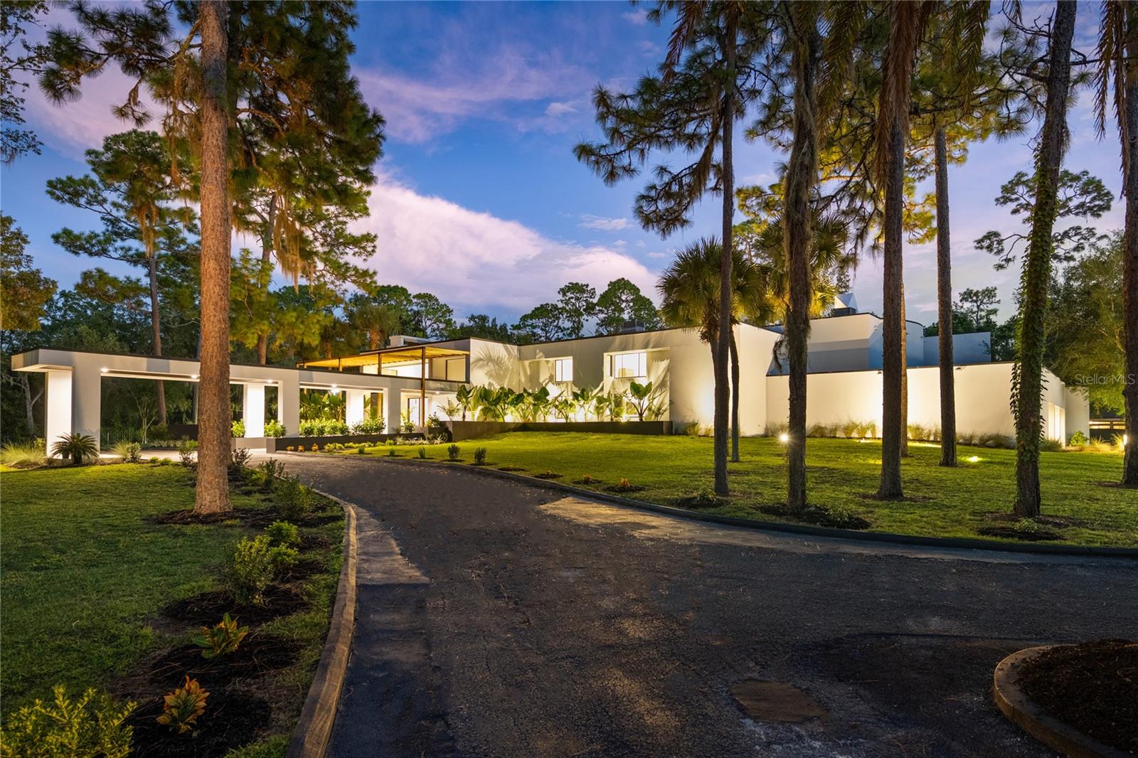 O6339805 Property Photo