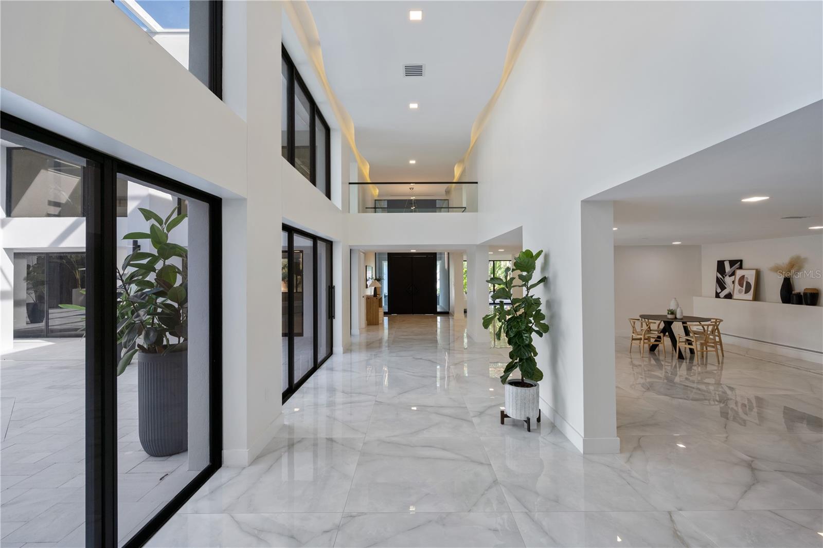 O6339805 Property Photo