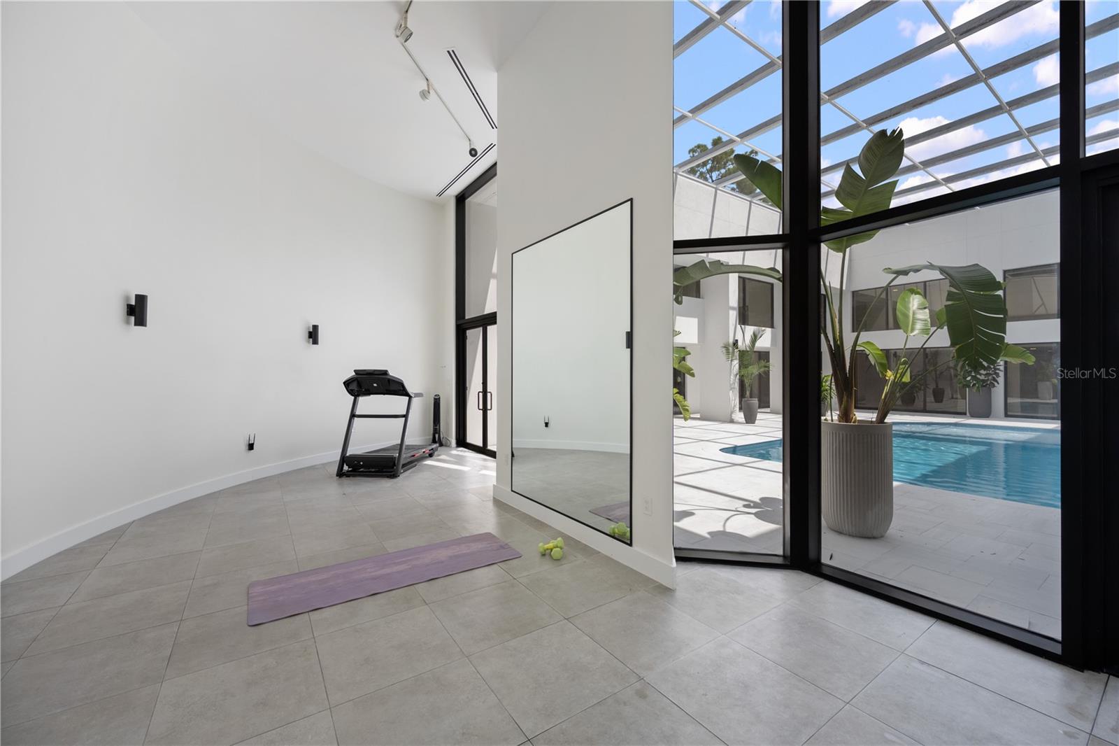 O6339805 Property Photo