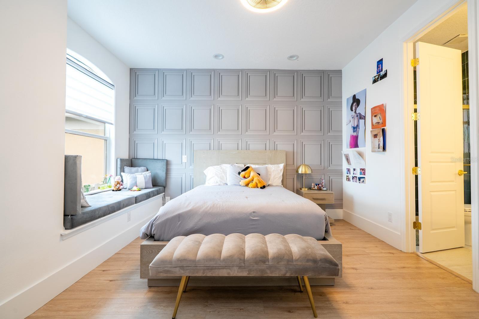 O6339815 Property Photo