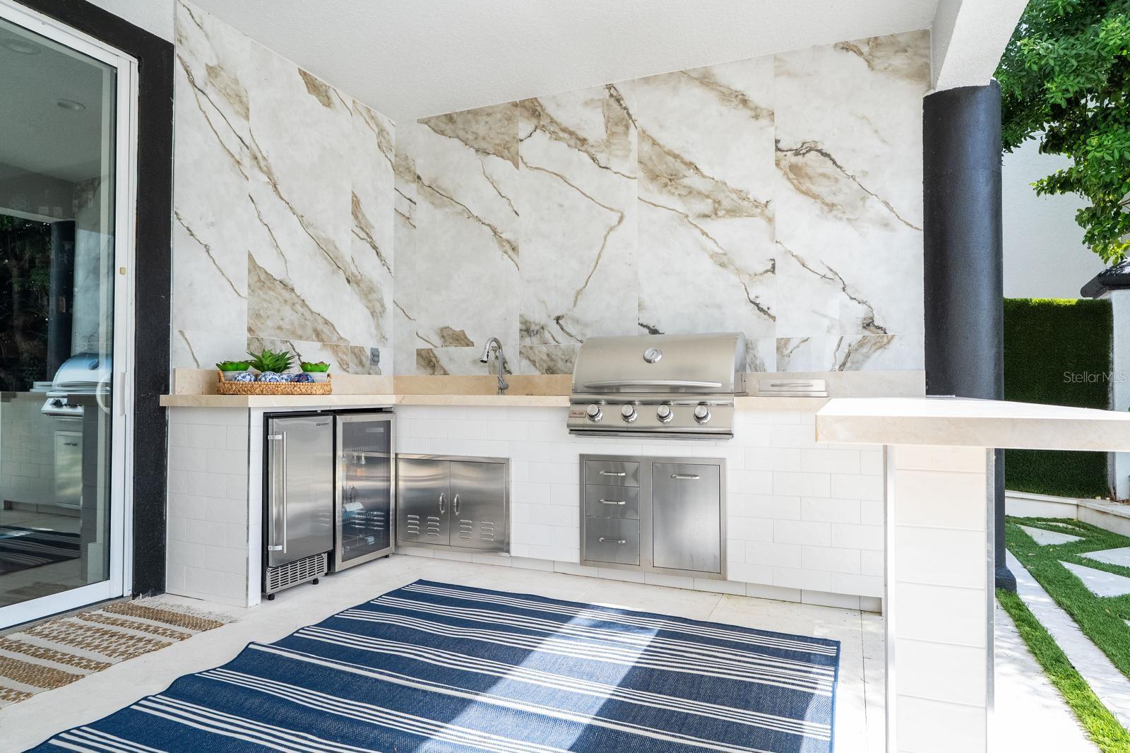 O6339815 Property Photo