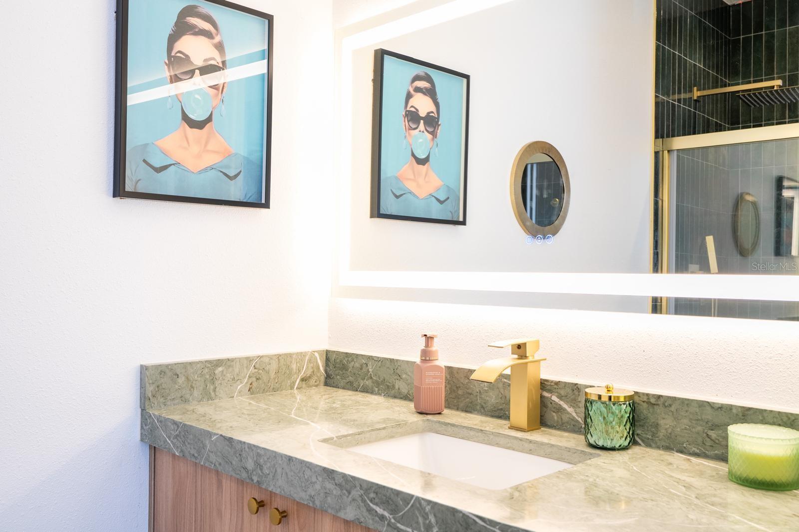 O6339815 Property Photo