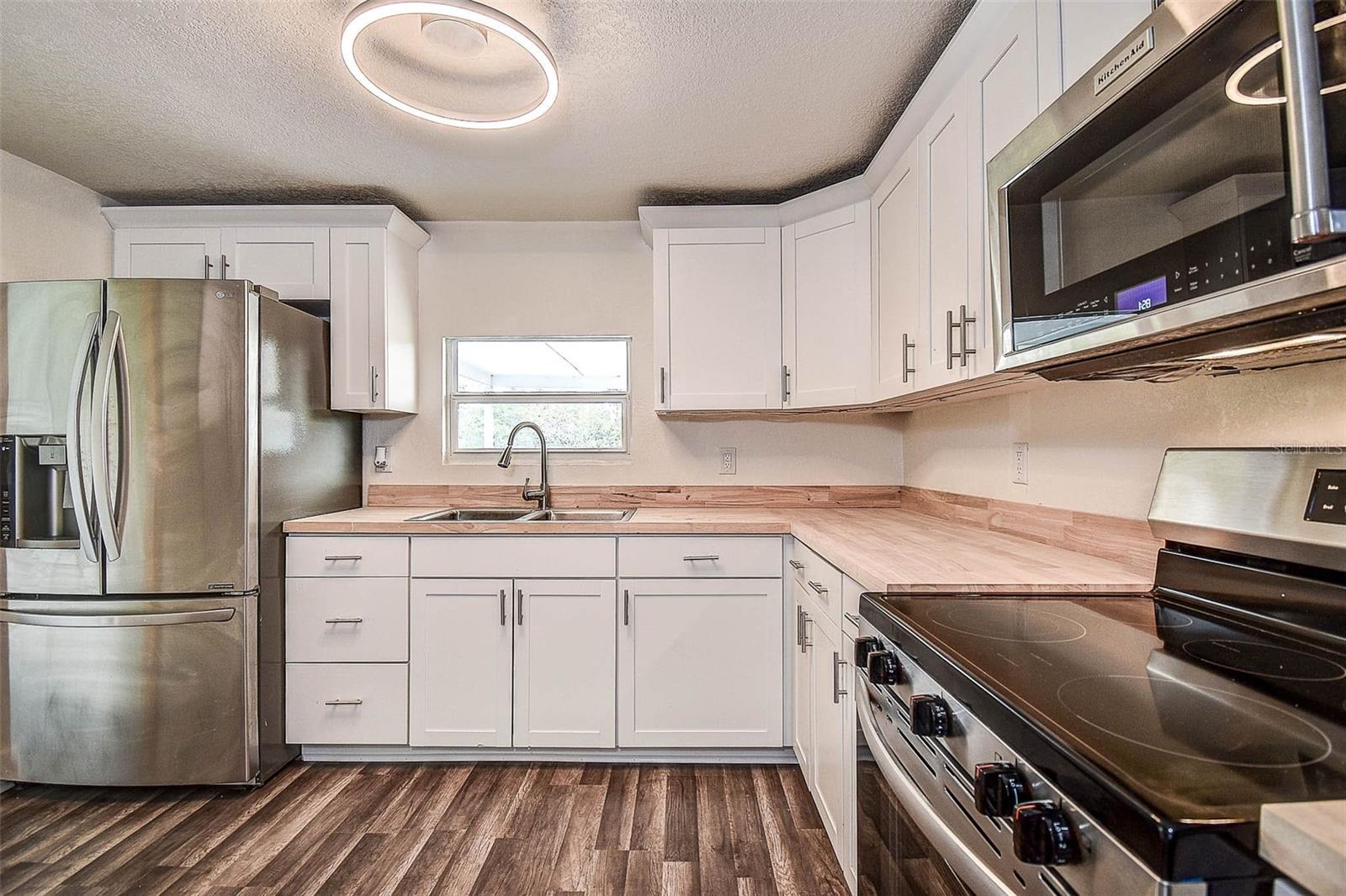 2484 BAYSHORE BLVD, DUNEDIN, FL, 34698