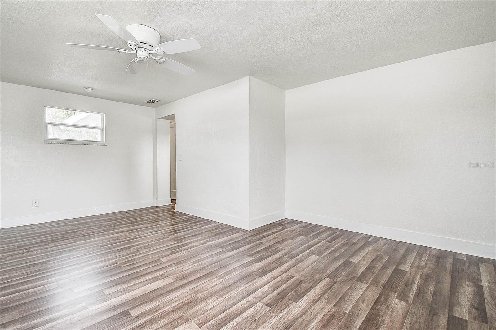 2484 BAYSHORE BLVD, DUNEDIN, FL, 34698