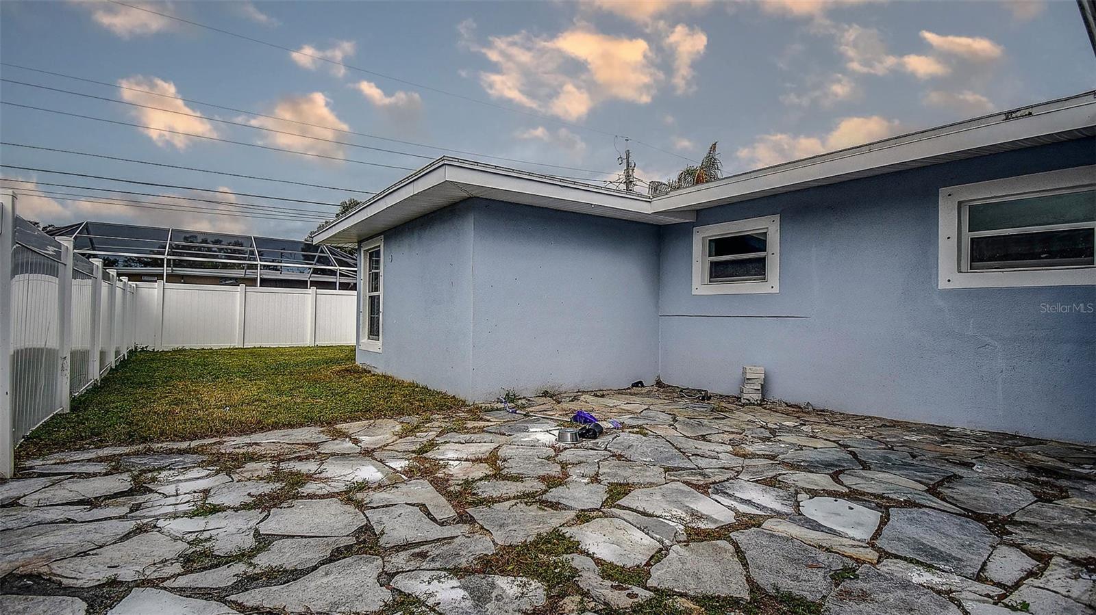 2484 BAYSHORE BLVD, DUNEDIN, FL, 34698