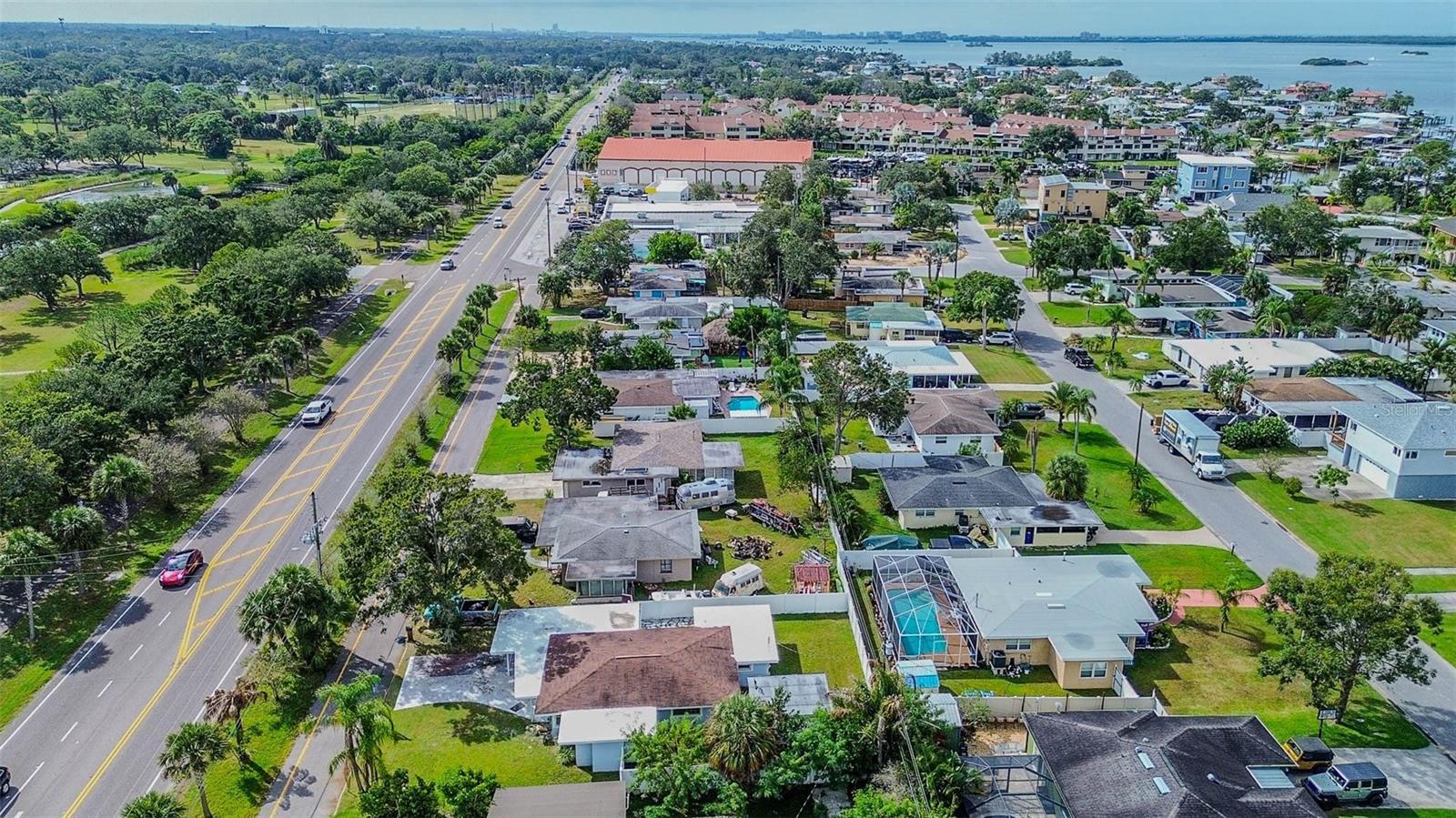 2484 BAYSHORE BLVD, DUNEDIN, FL, 34698