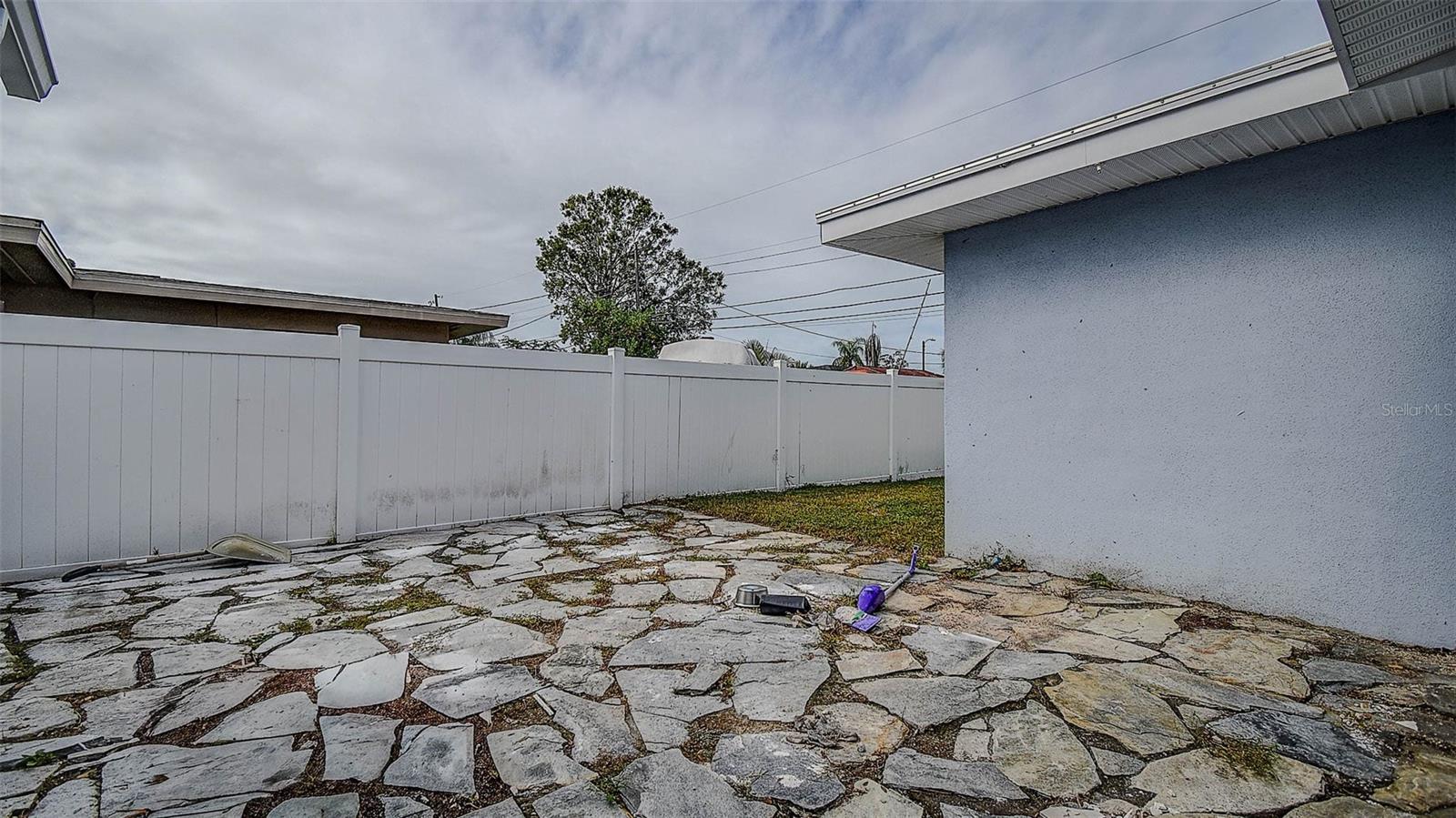 2484 BAYSHORE BLVD, DUNEDIN, FL, 34698