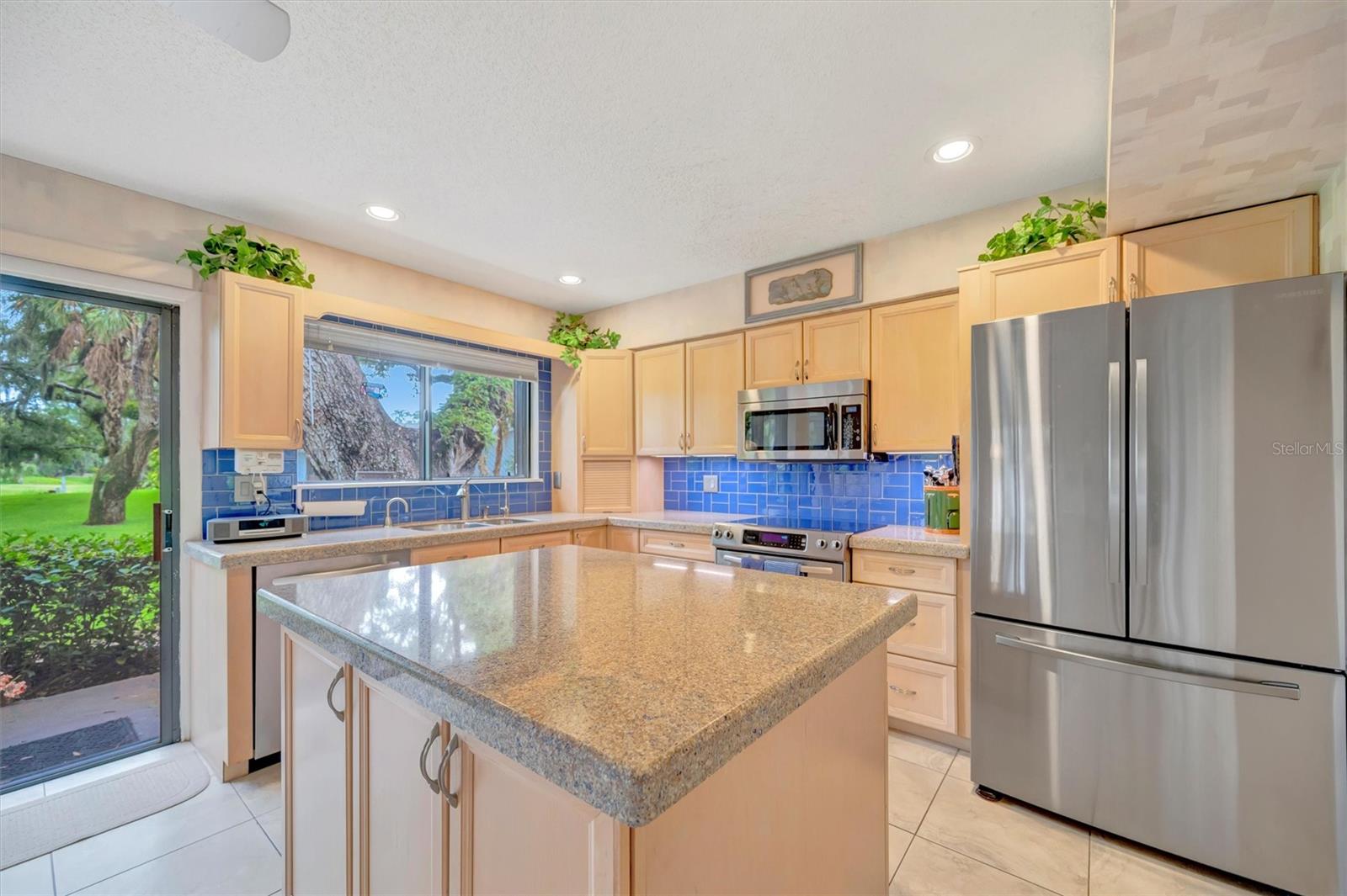 A4663488 Property Photo
