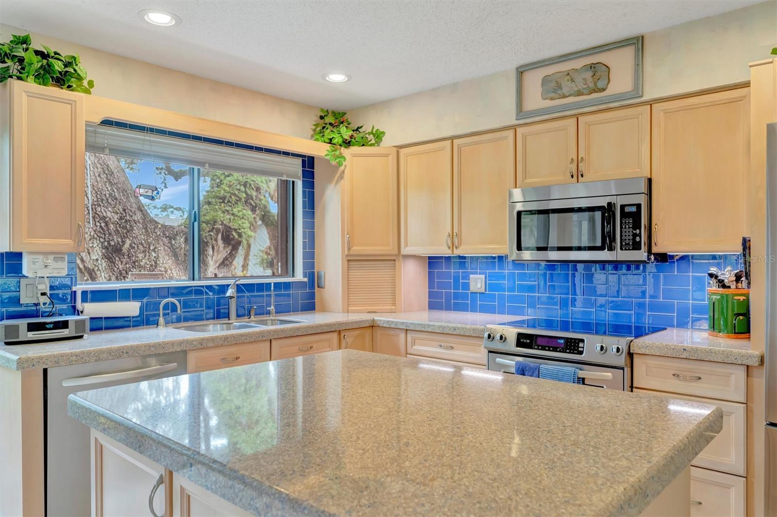 A4663488 Property Photo