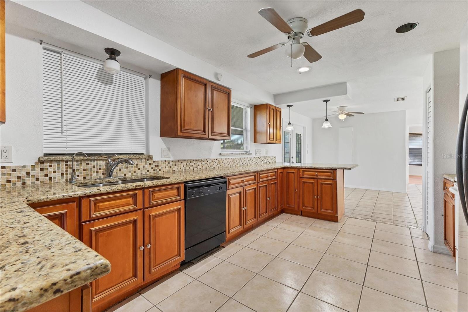 3706 66TH ST W, BRADENTON, FL, 34209