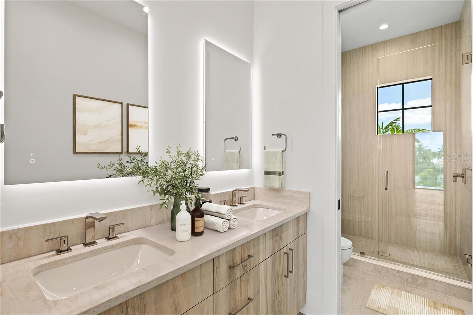 A4663499 Property Photo