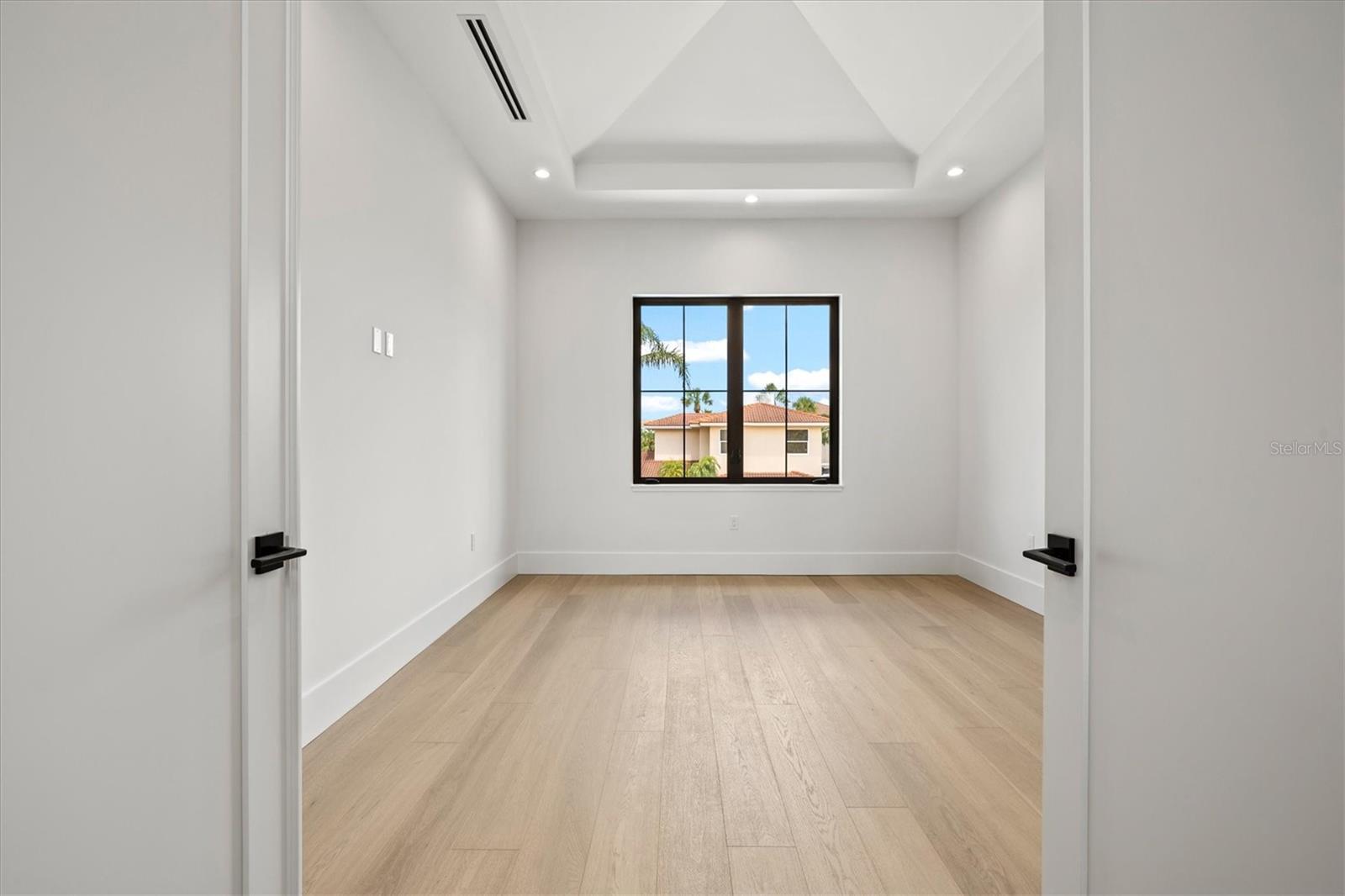 A4663499 Property Photo