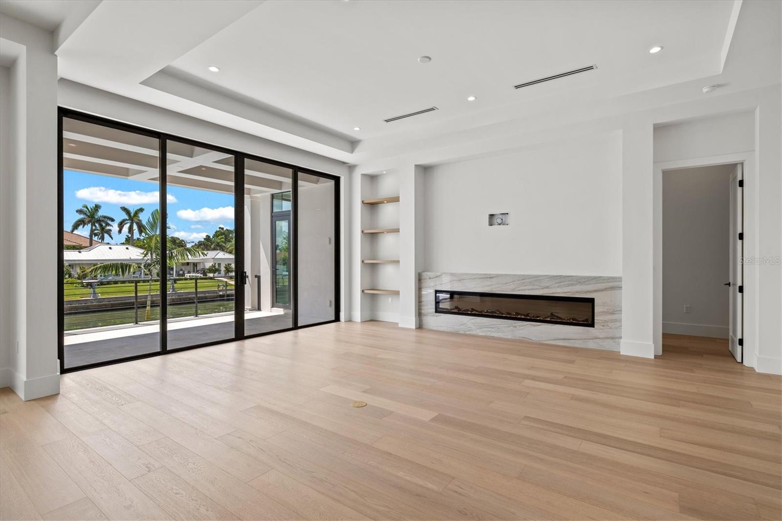 A4663499 Property Photo